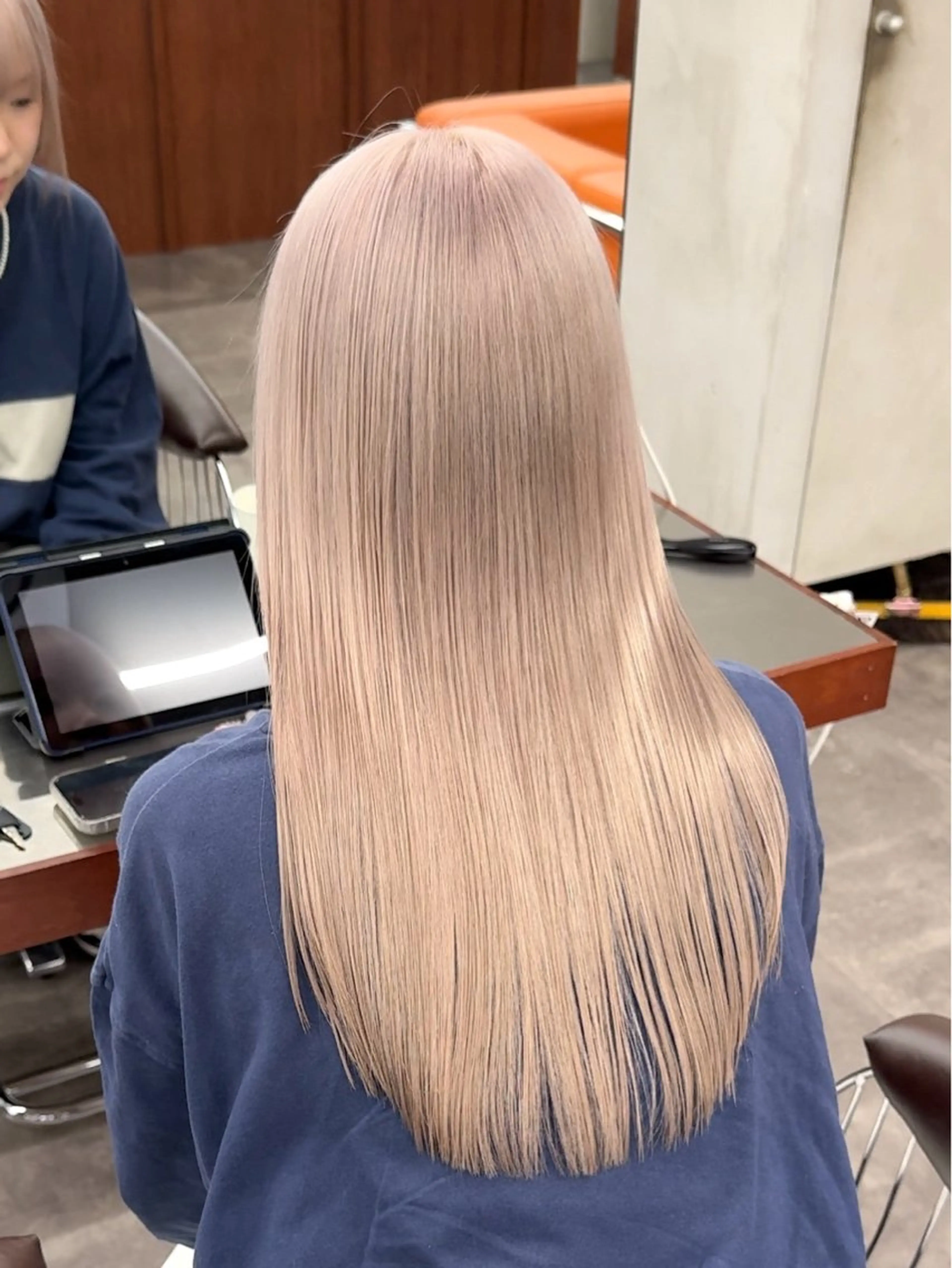 ロング カラー カット ヘアカラー トリートメント nico TOKYO 渋谷所属・ハイトーンブリーチ 特化🌈フジタハルキのヘアスタイル