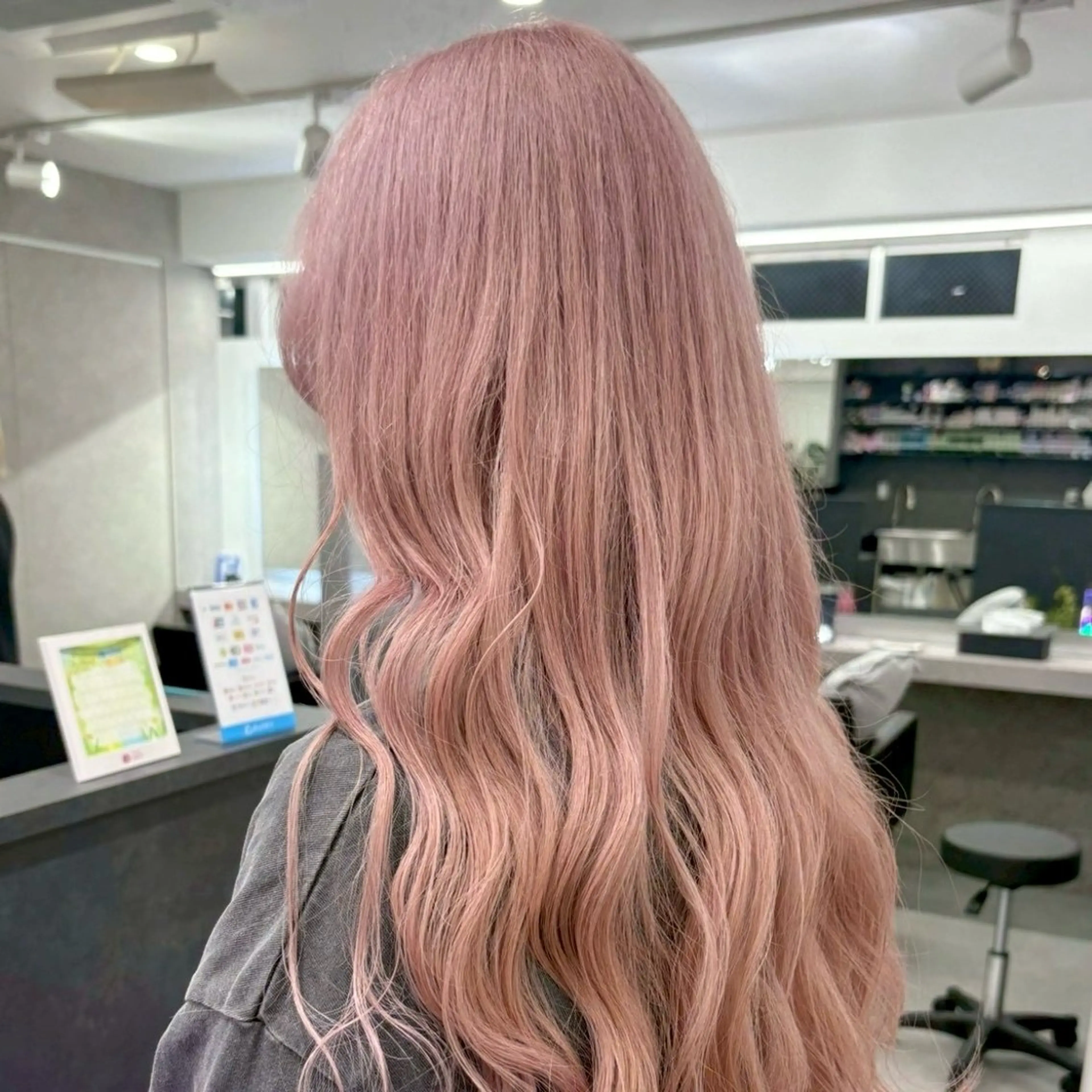 ロング カラー ヘアカラー いろあそび 八王子所属・きぃちゃん/八王子 /ハイトーンカラーのヘアスタイル