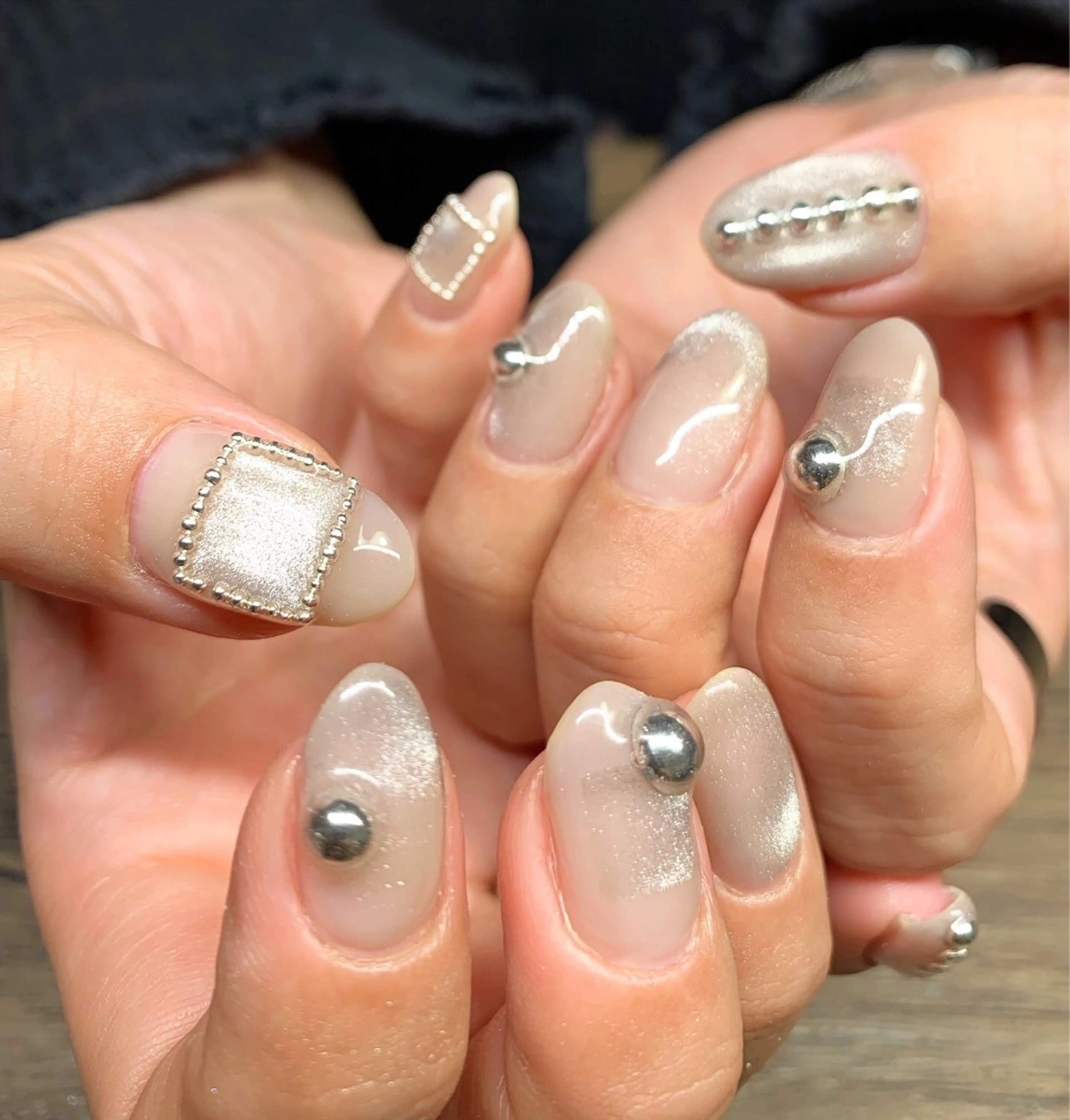 ネイル アートネイル asumi's nice  nails所属・小西 明日美のネイルデザイン