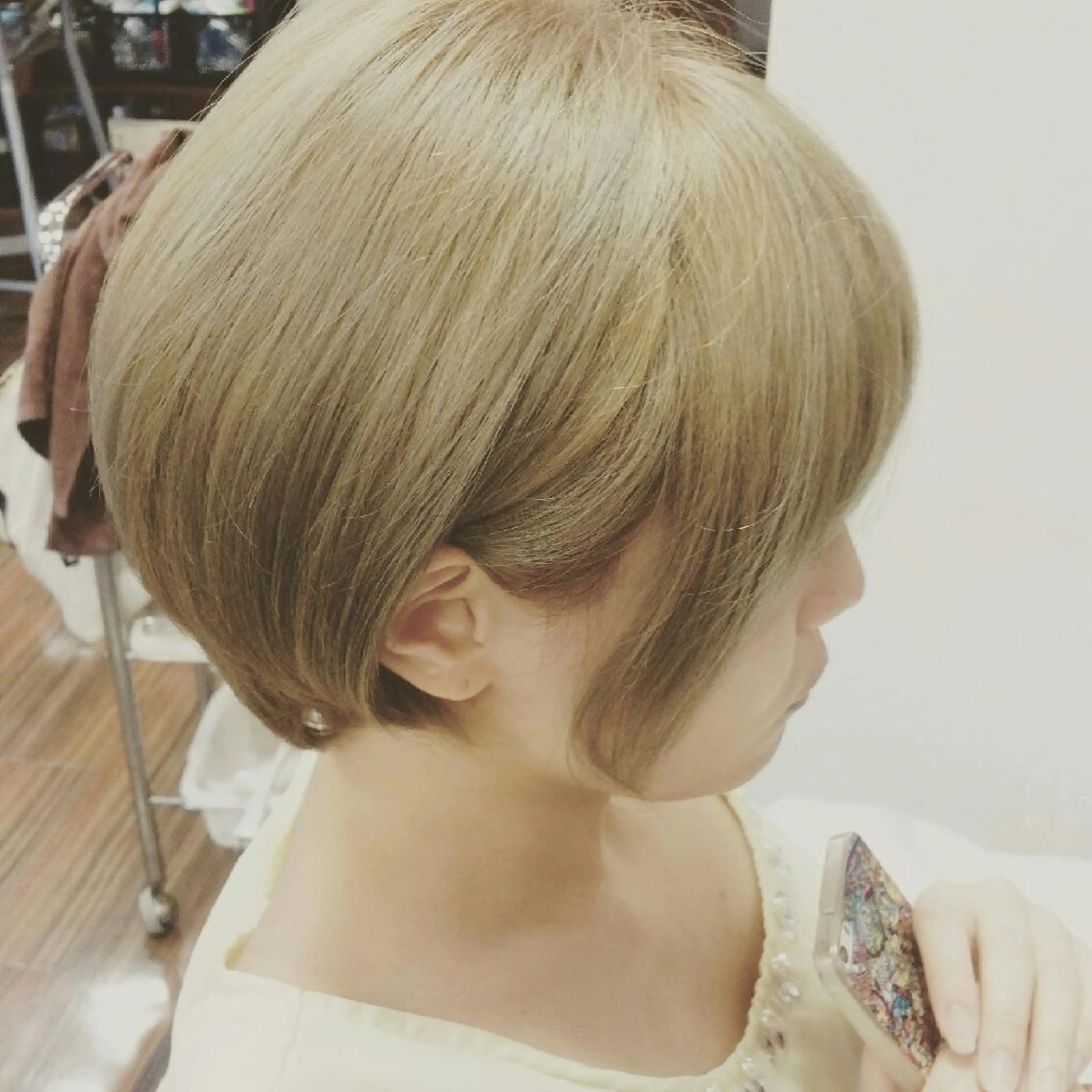 ショート 外国人風カラー ヘアカラー トリートメント メテオ取扱✨美髪 矯正✨HiroNYのヘアスタイル
