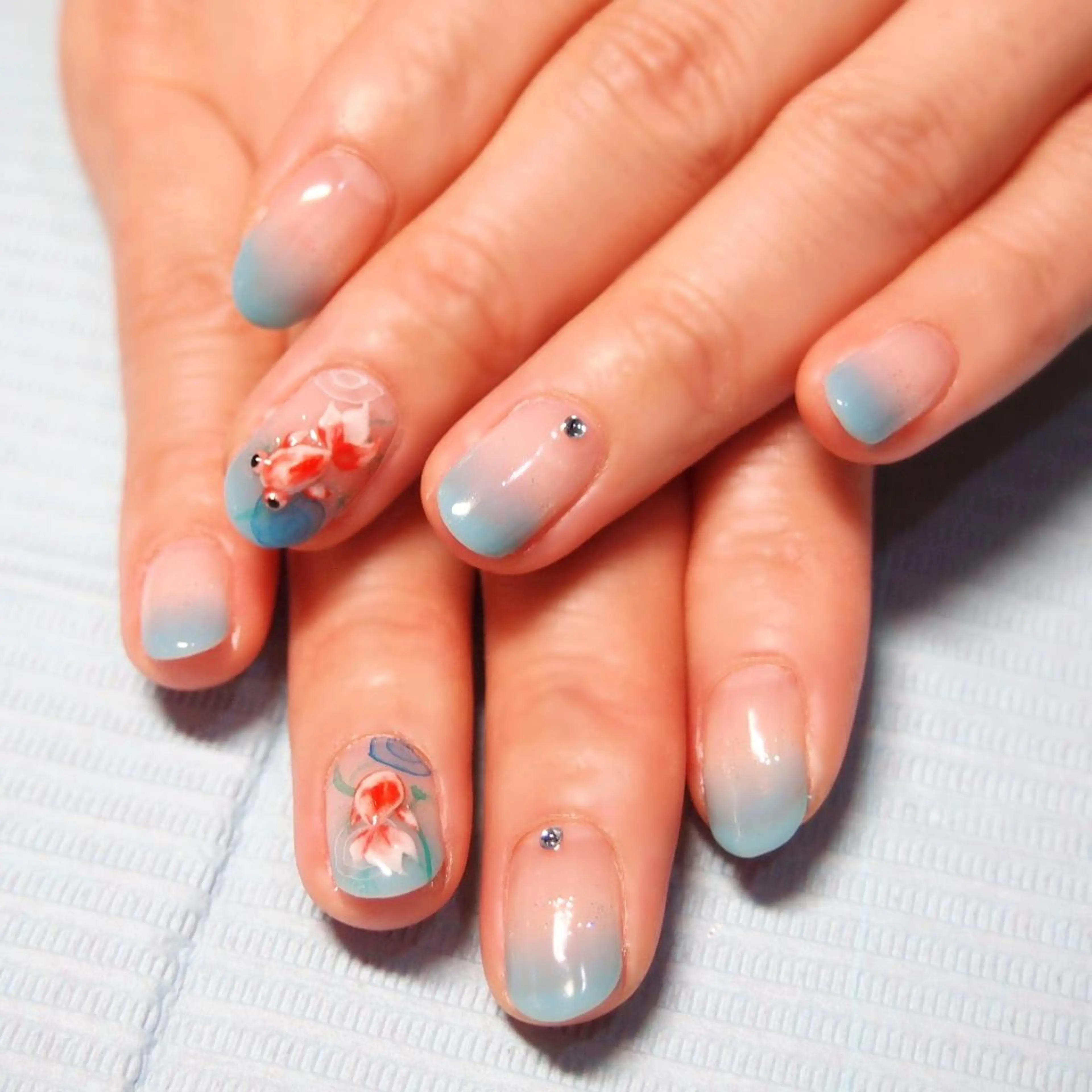 ネイル 山田 麻衣のネイルデザイン