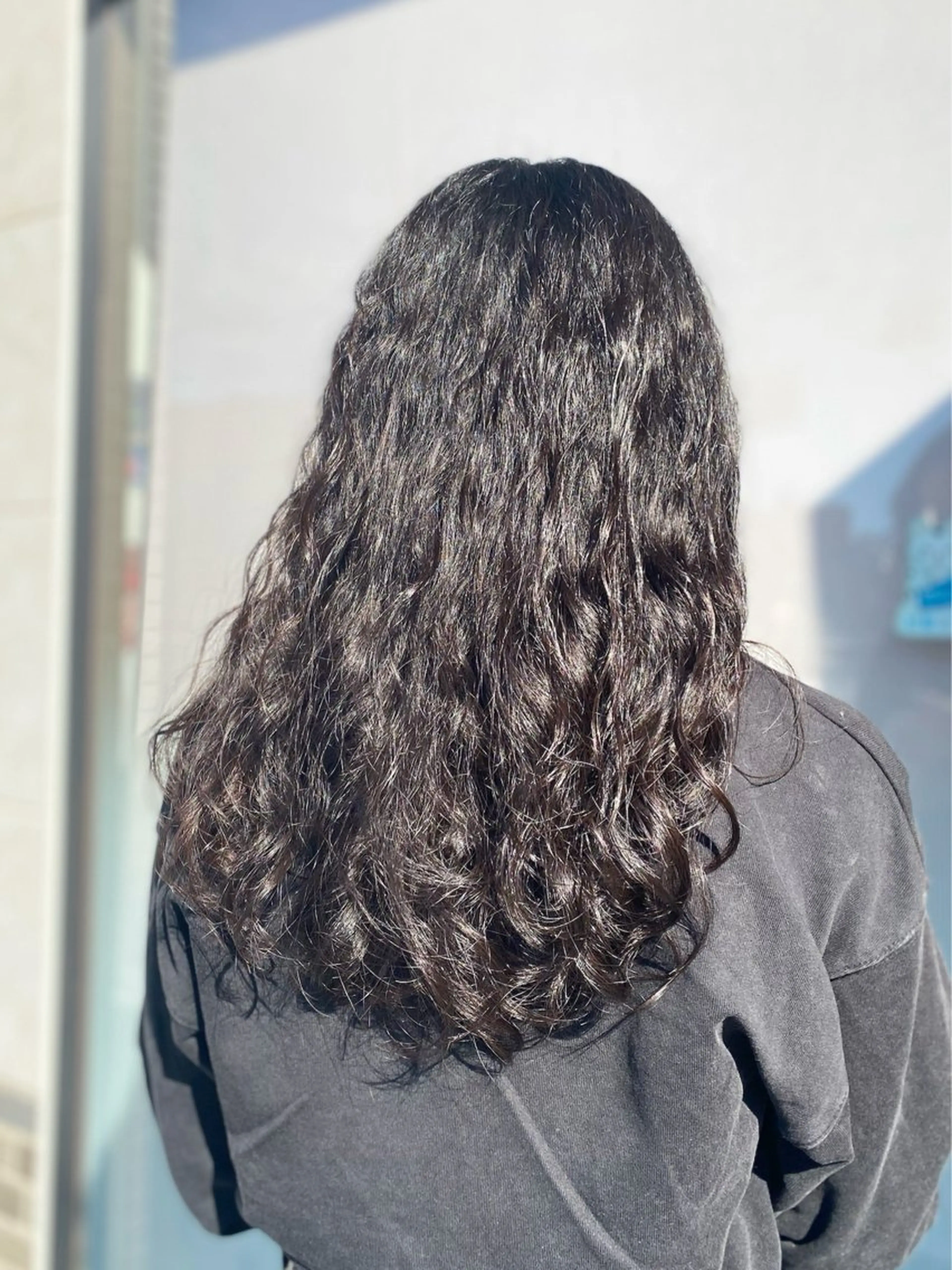 ロング パーマ くせ毛 デジタルパーマ カット パーマ トリートメント 横手 亜紀のヘアスタイル