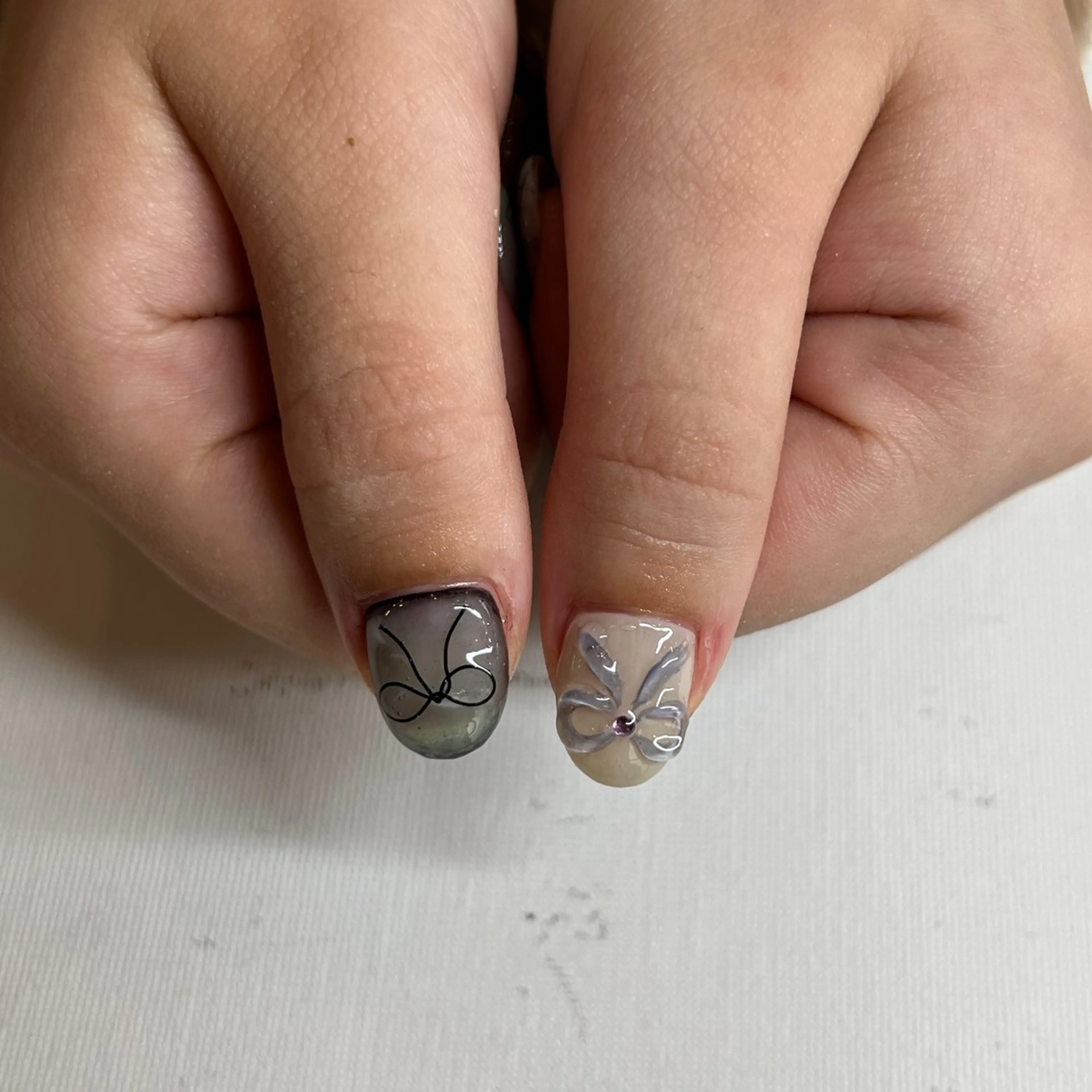 ネイル リボン Ri.nail オクマトモカのネイルデザイン