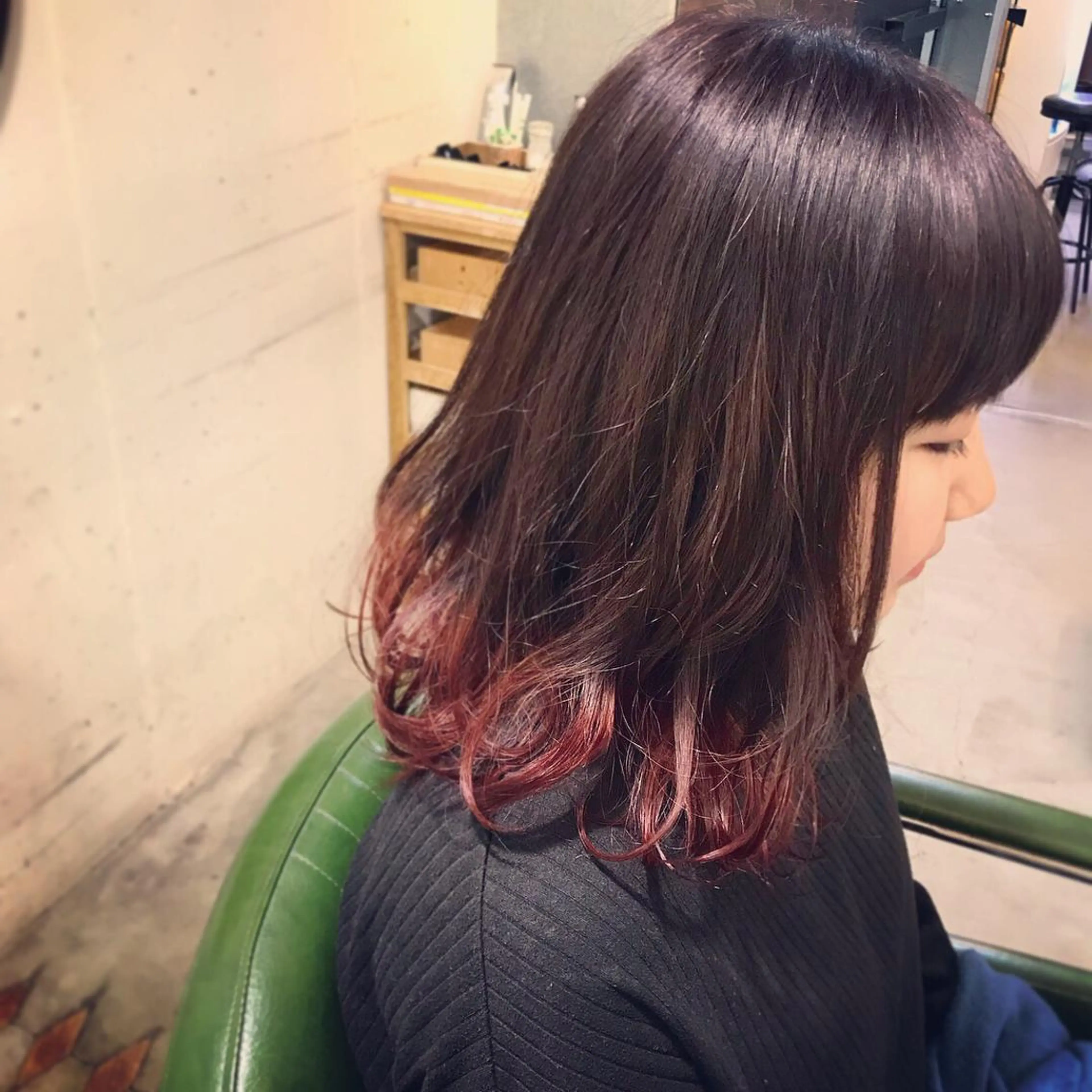 ミディアム カラー ピンクカラー 嶋田 直美のヘアスタイル