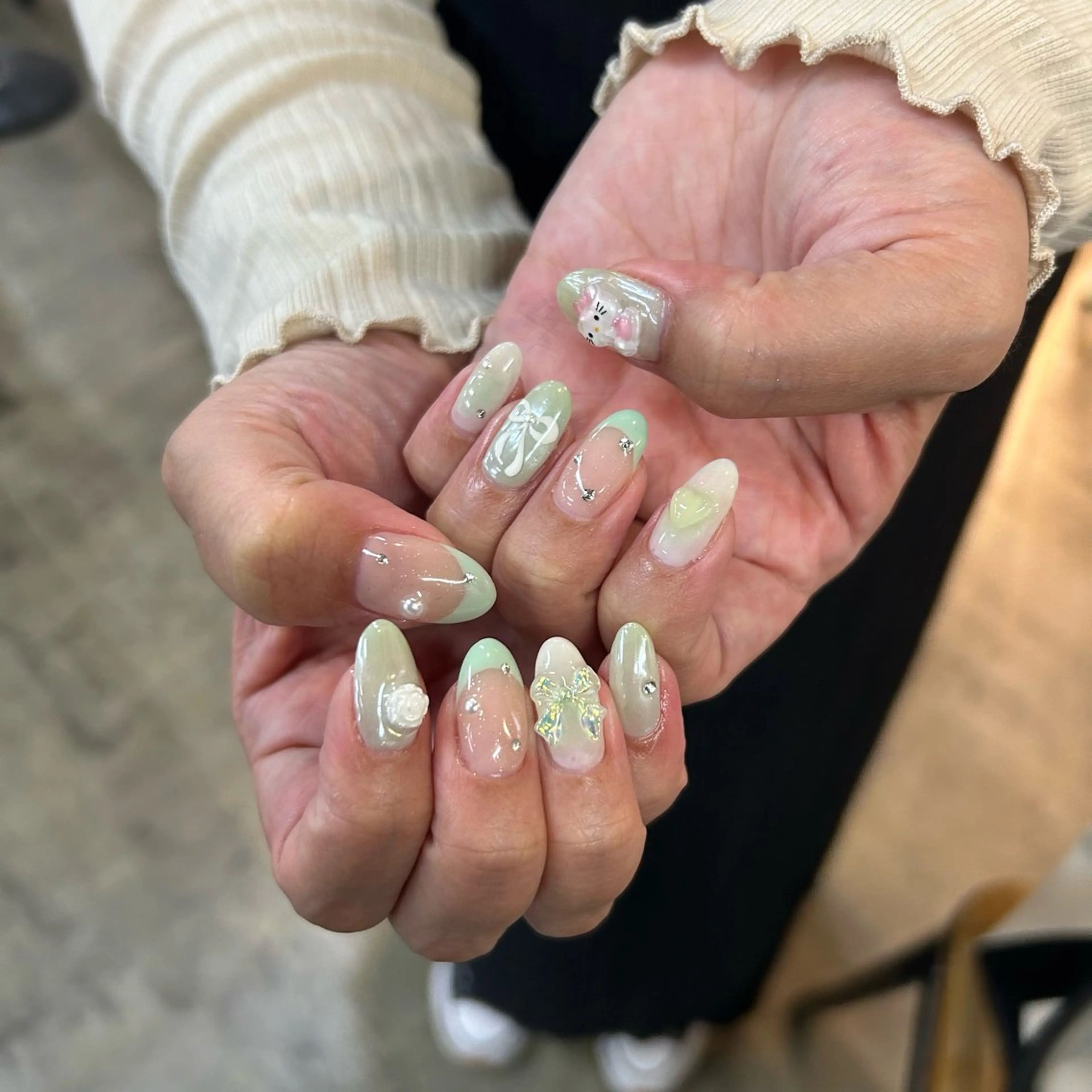 ネイル 持ち込み ハンドネイル tipsy＋ mayuのネイルデザイン