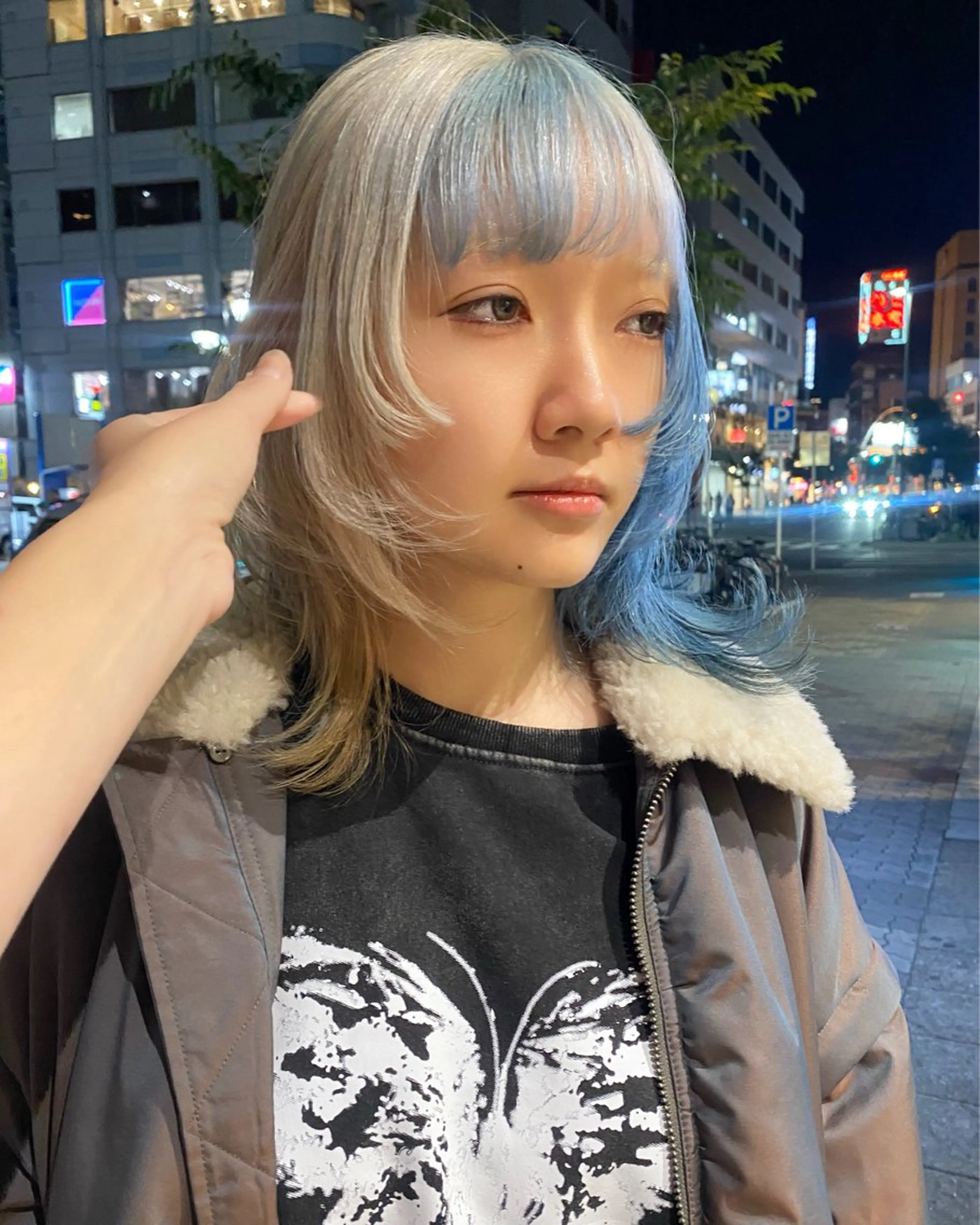 セミロング ヘアカラー トリートメント sea's所属・平果帆/レイヤー /矢場町/ブリーチのヘアスタイル