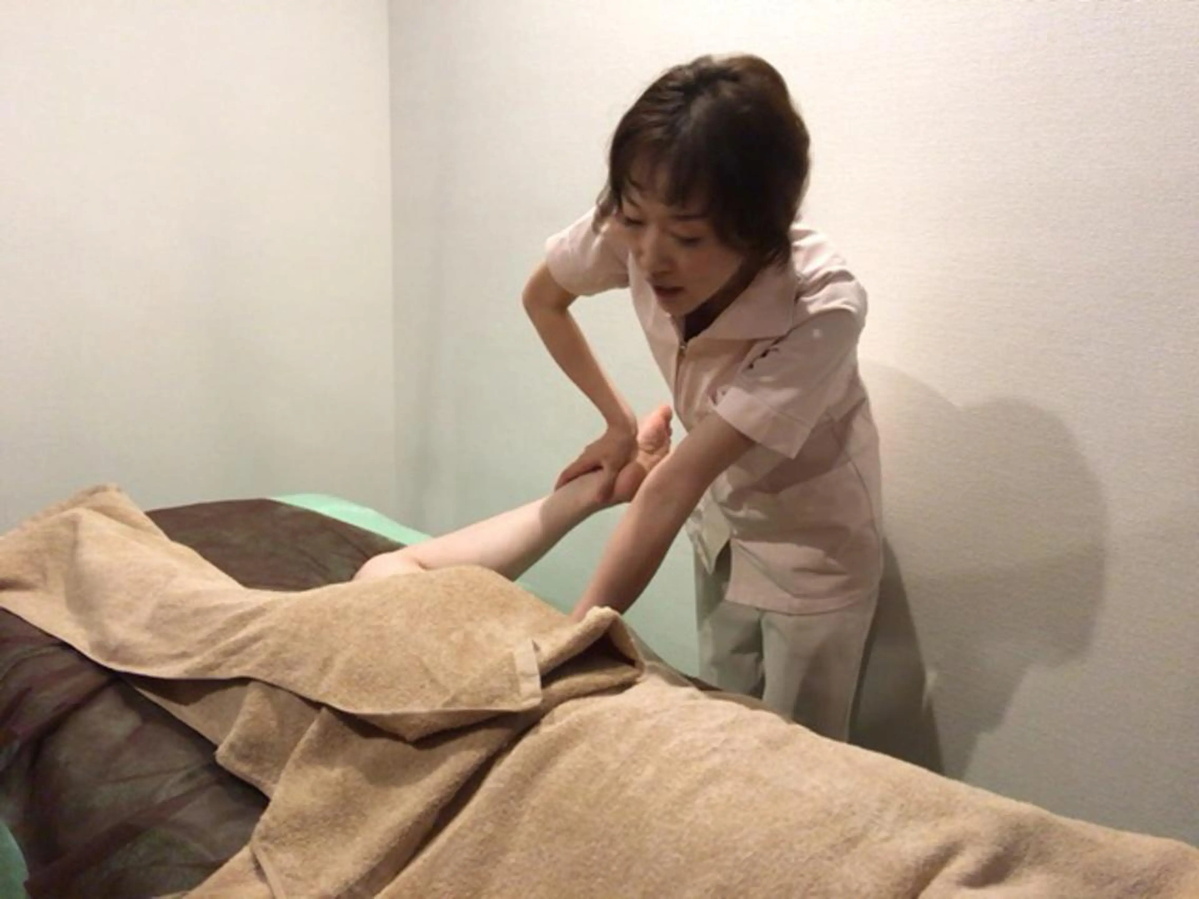 骨盤ダイエット痩身エステサロンBloom所属・坂田 真紀のエステ・リラクイメージ