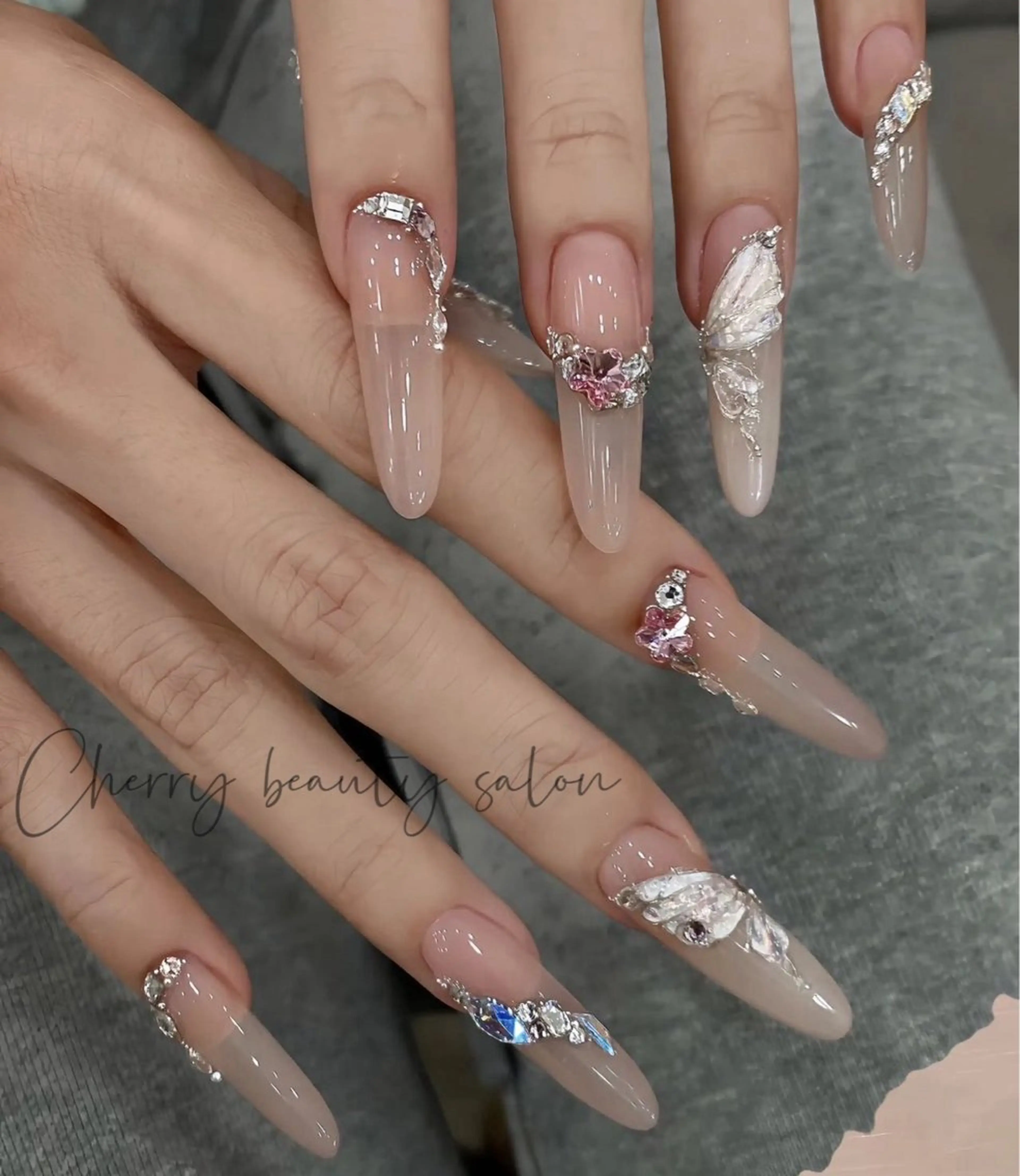 ネイル ハンドネイル ハンドケア SAKURA 🍒のネイルデザイン