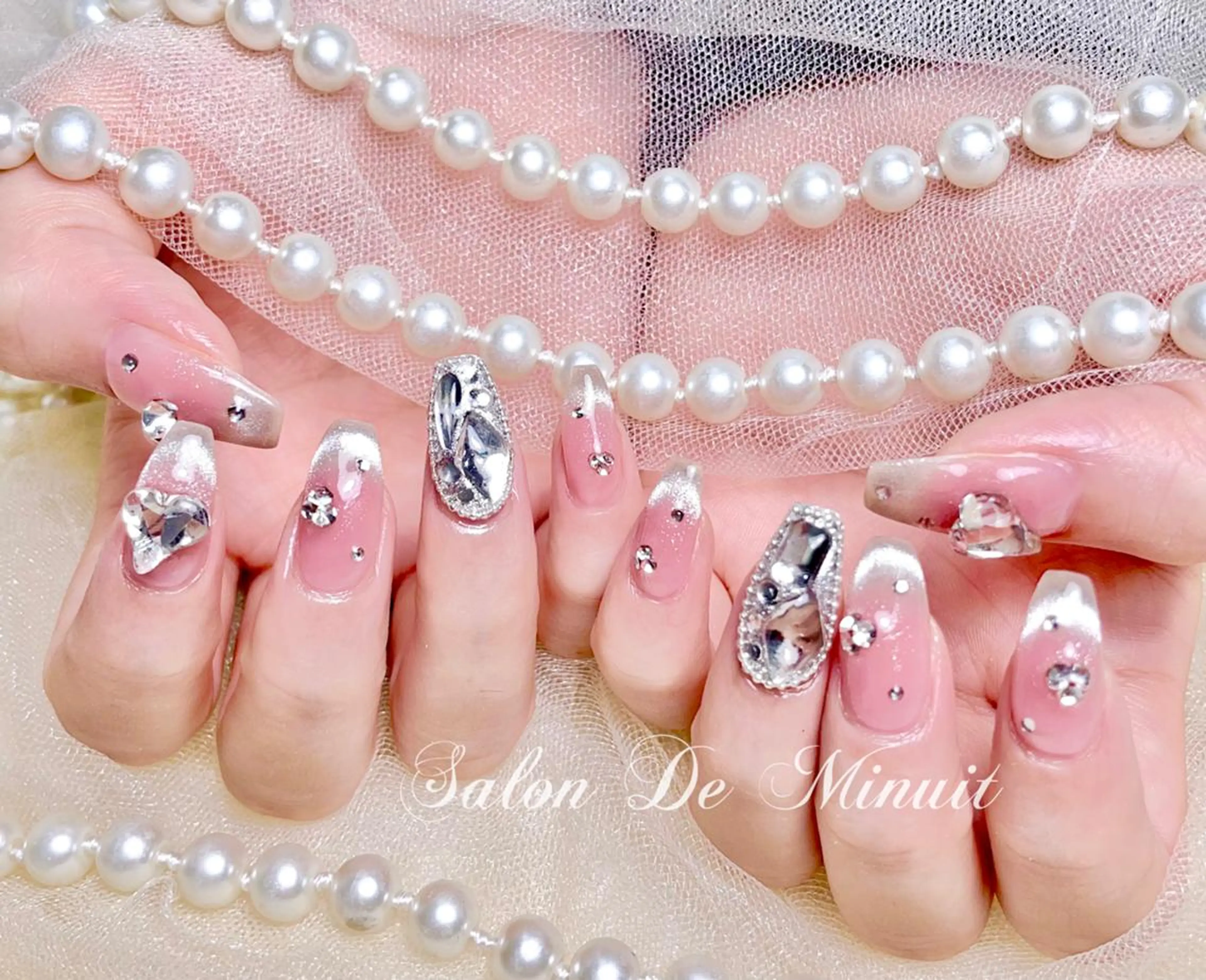 ネイル ハンドネイル ハンドケア Salon de Minuit🦩のネイルデザイン