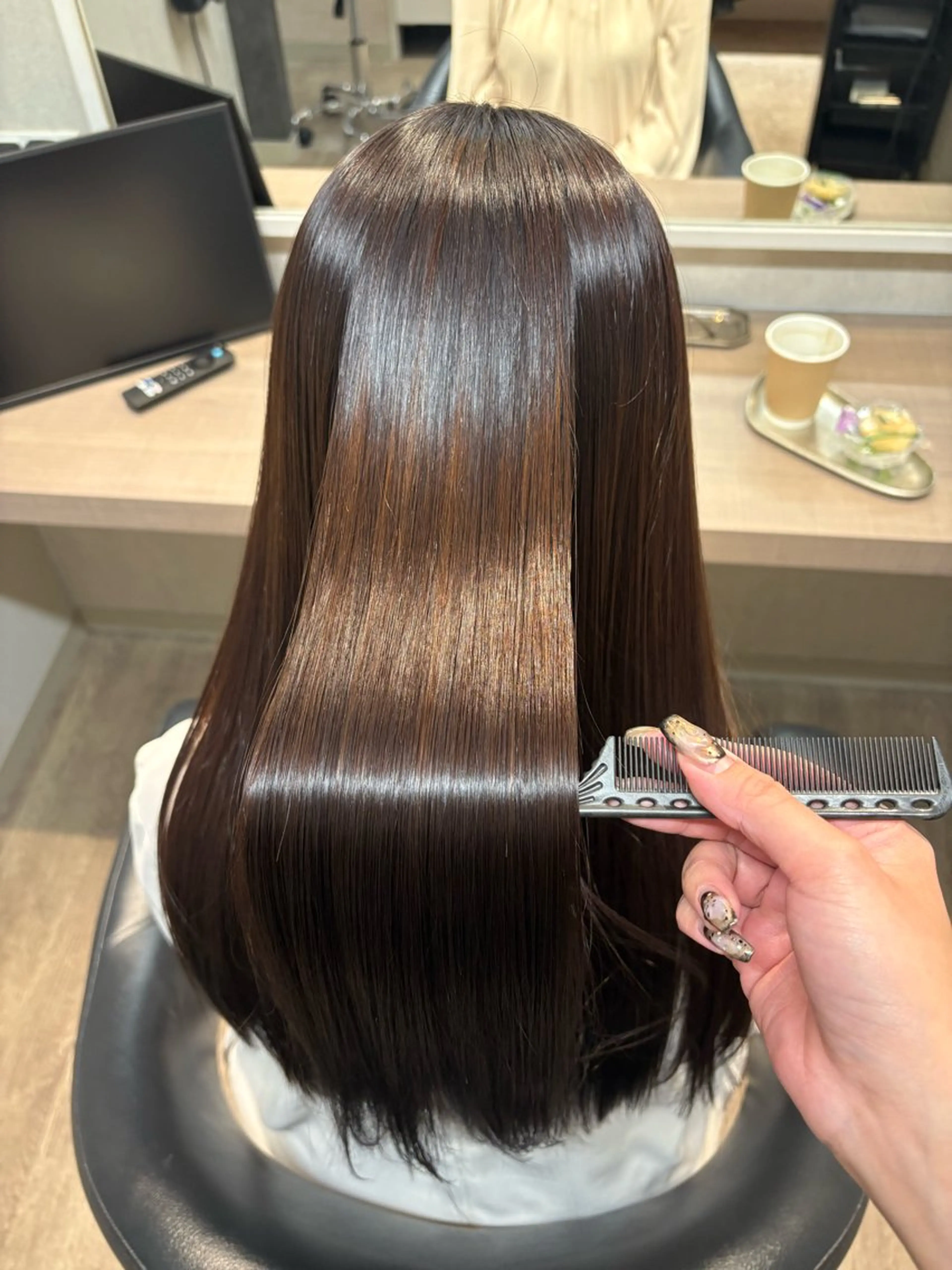 ロング 縮毛矯正 トリートメント Hirona 縮毛矯正/髪質改善のヘアスタイル