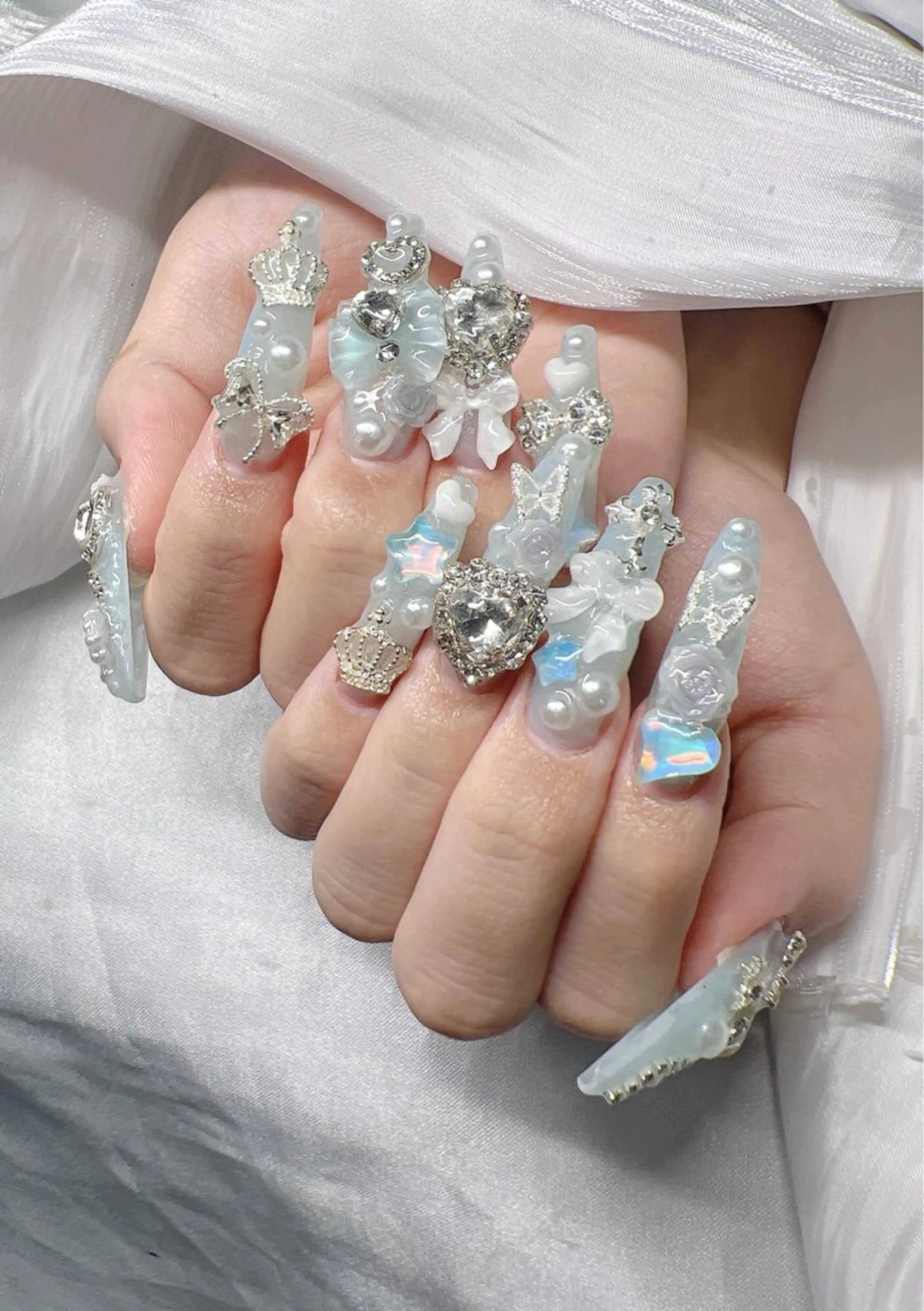 ネイル 長さ出し グラデーション 卒業式 キラキラネイル マグネットネイル ハンドネイル Lee Nailsのネイルデザイン