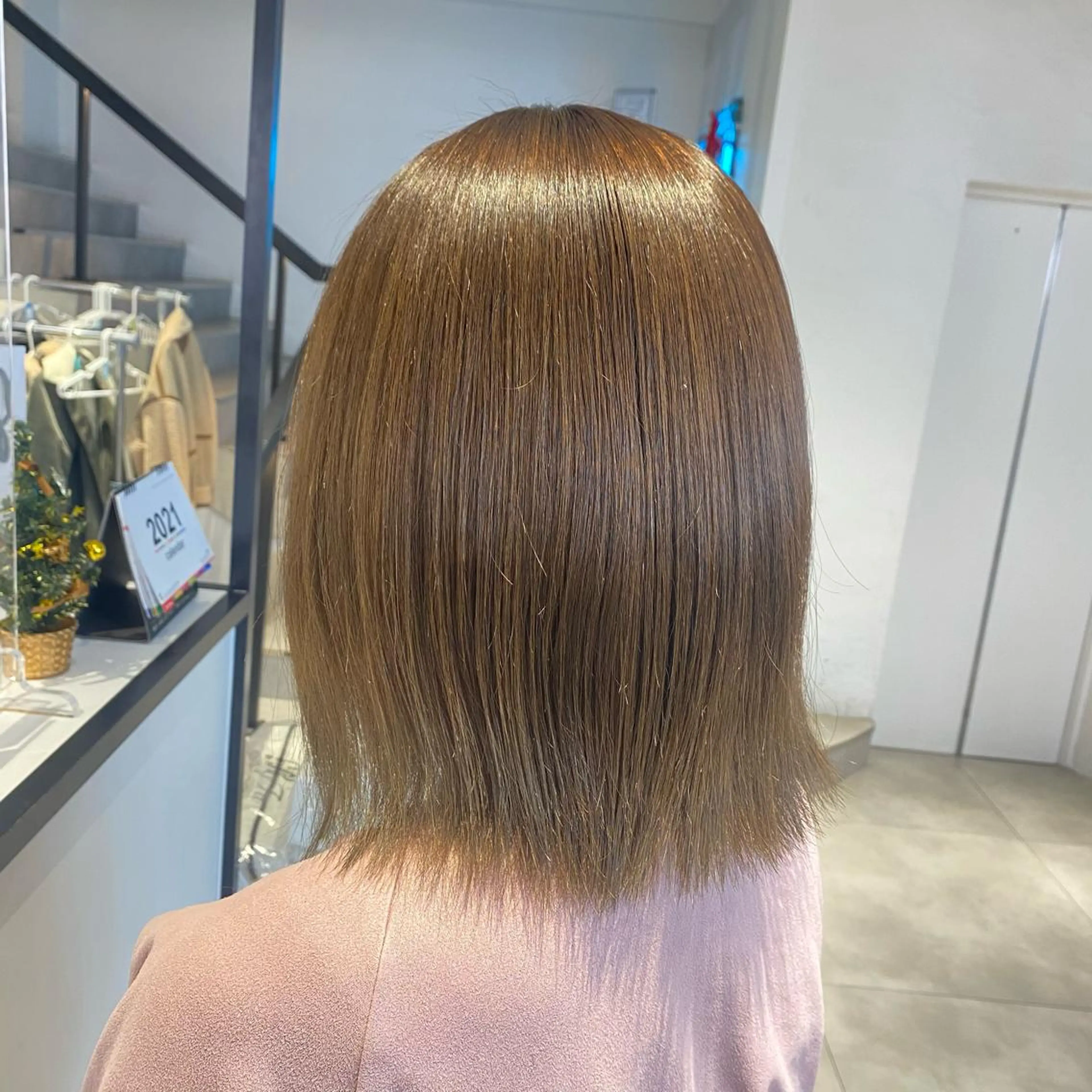 ミディアム カラー 酸性ストレート・ メンズ  三原 楊子のヘアスタイル