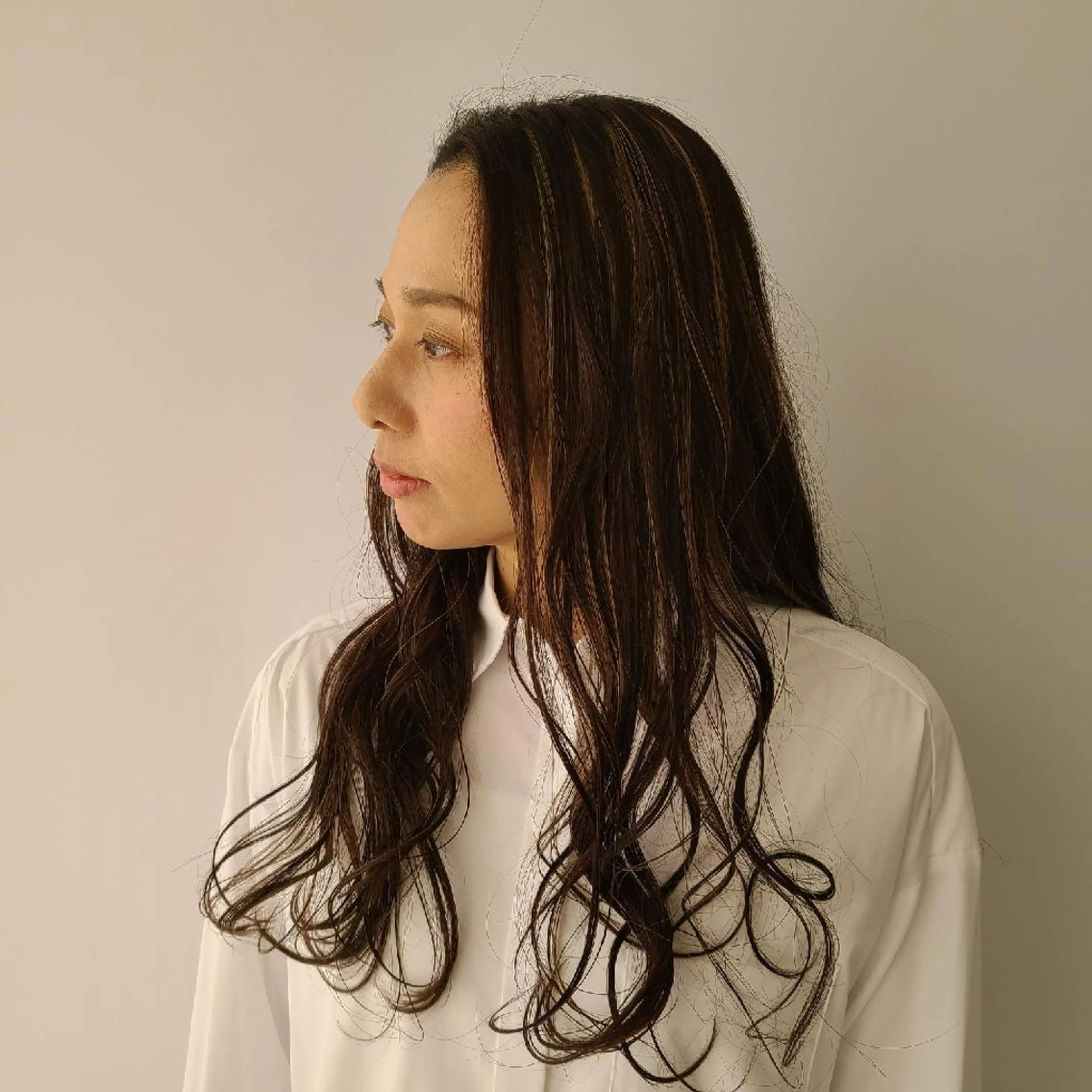 ロング カット ヘアカラー トリートメント GO TODAYシェアサロン岡山店所属・🎗️髪質改善・美髪 艶髪🥇小西邦生のヘアスタイル