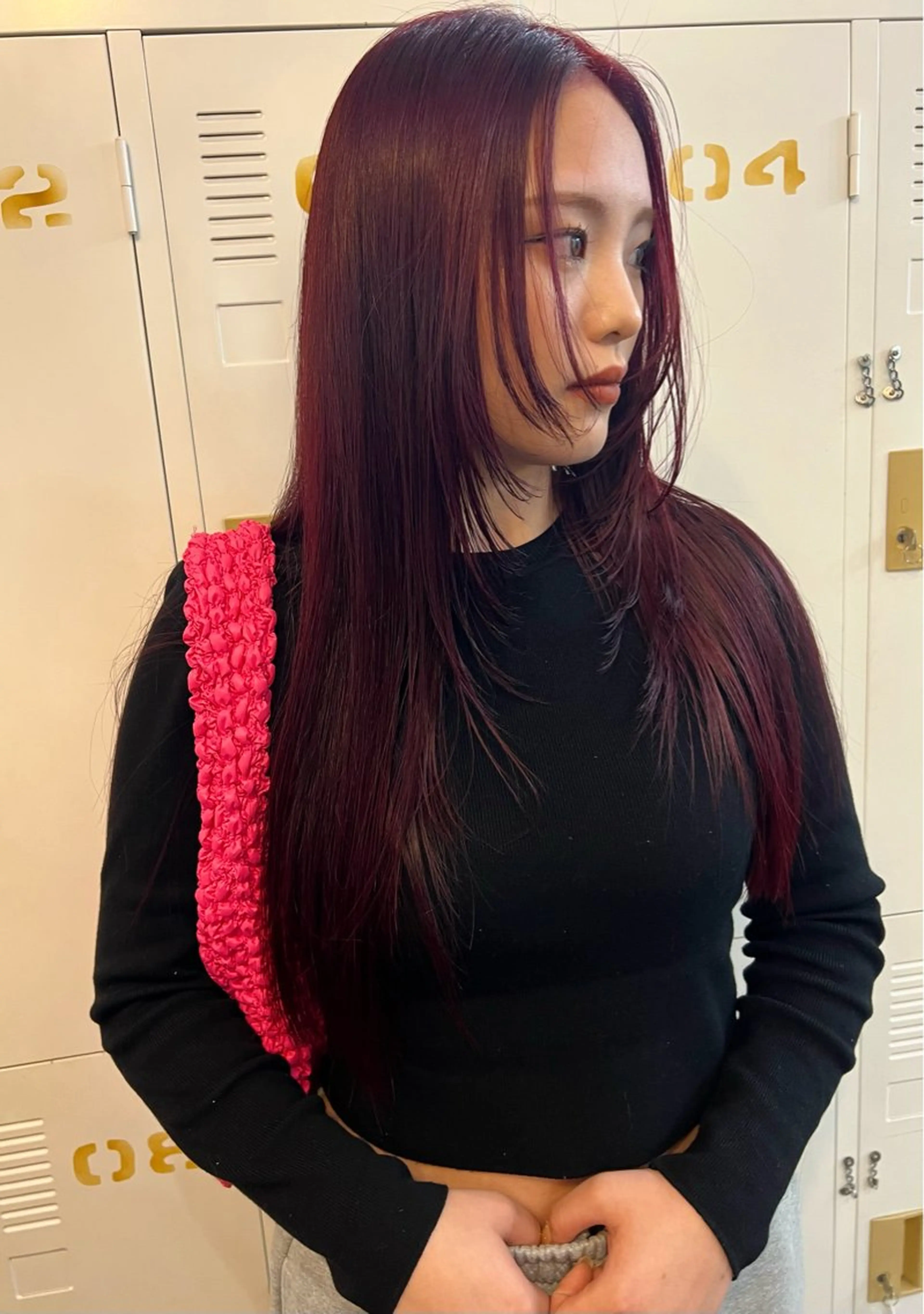 ロング カラー ブリーチ ダブルカラー ブリーチなしカラー レッドカラー LOMARLIE JURIAのヘアスタイル
