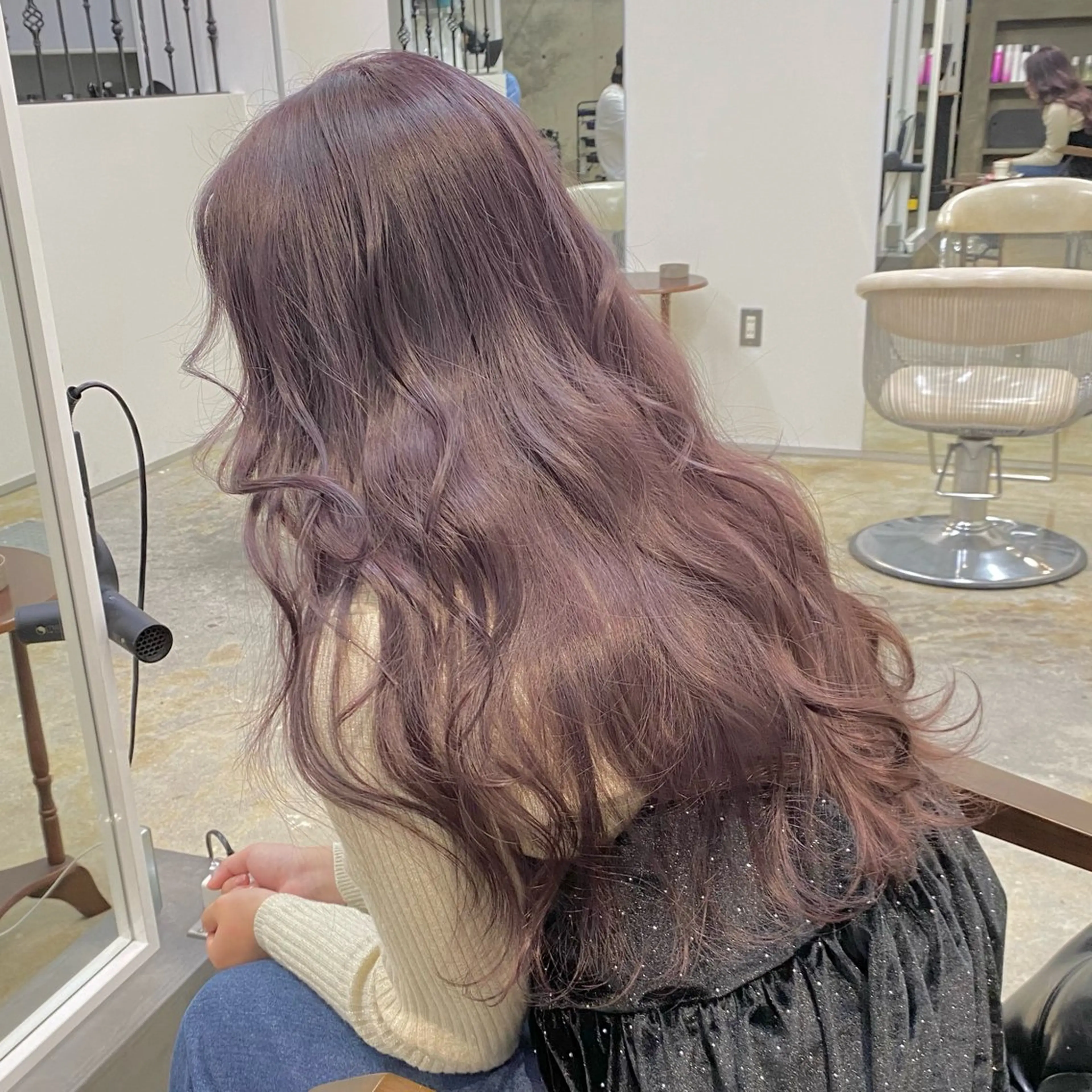 ロング ヘアカラー souco/ moenoのヘアスタイル