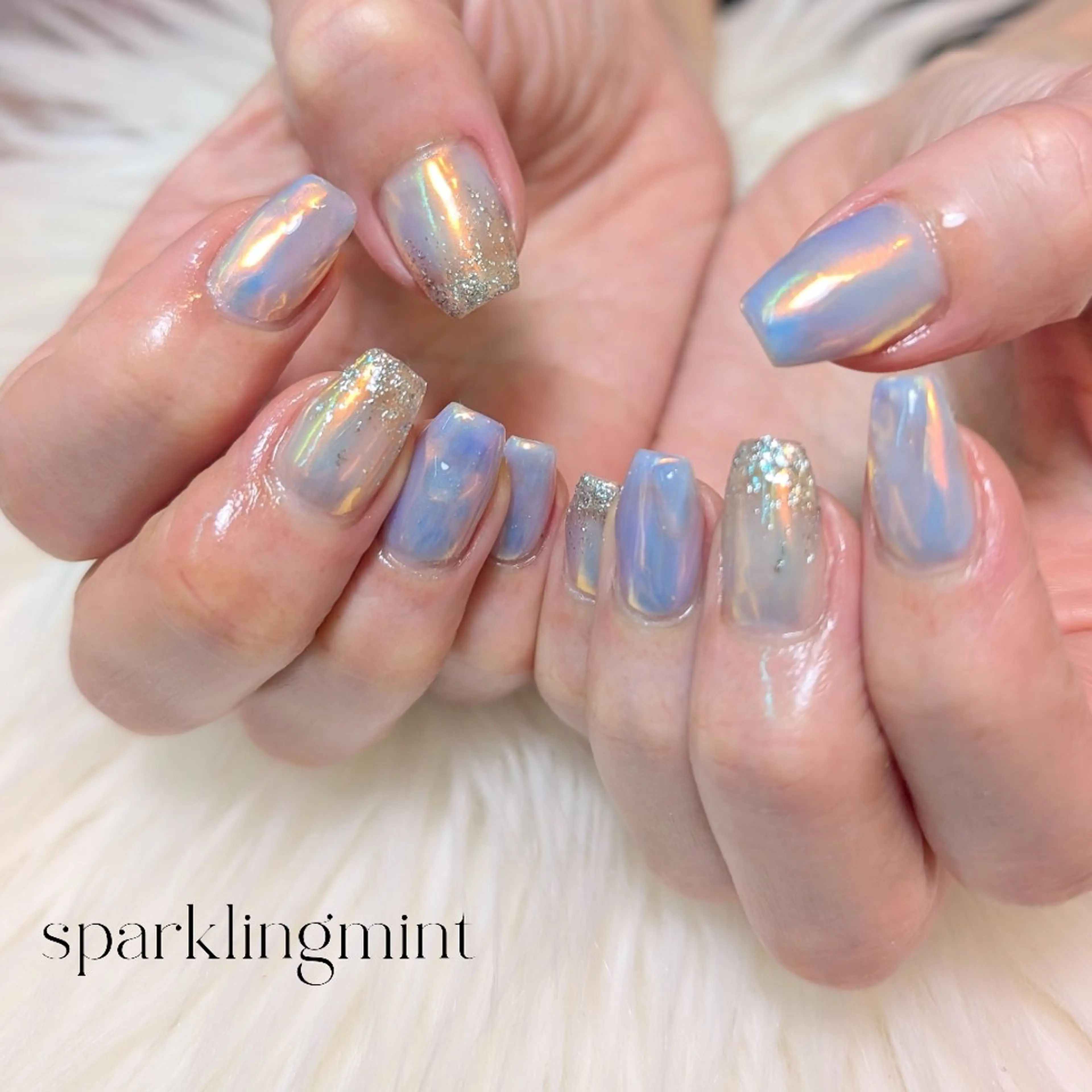 ネイル ブルー ミラーネイル ぷっくりネイル パープル 森ノ宮ネイル🌈☁️ seri🌞のネイルデザイン