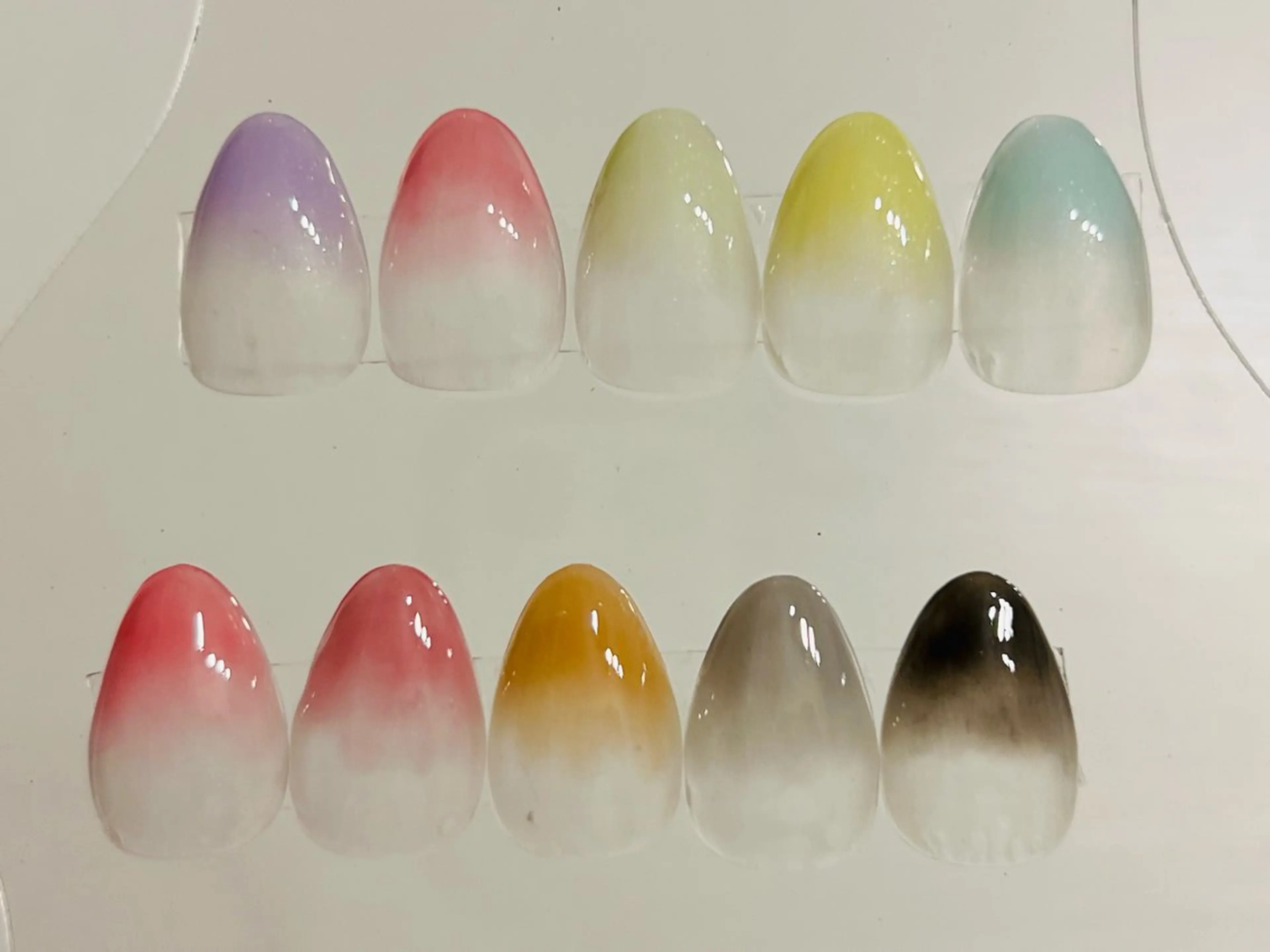 ネイル グラデーション ネイルサロンÜmit YUKAのネイルデザイン