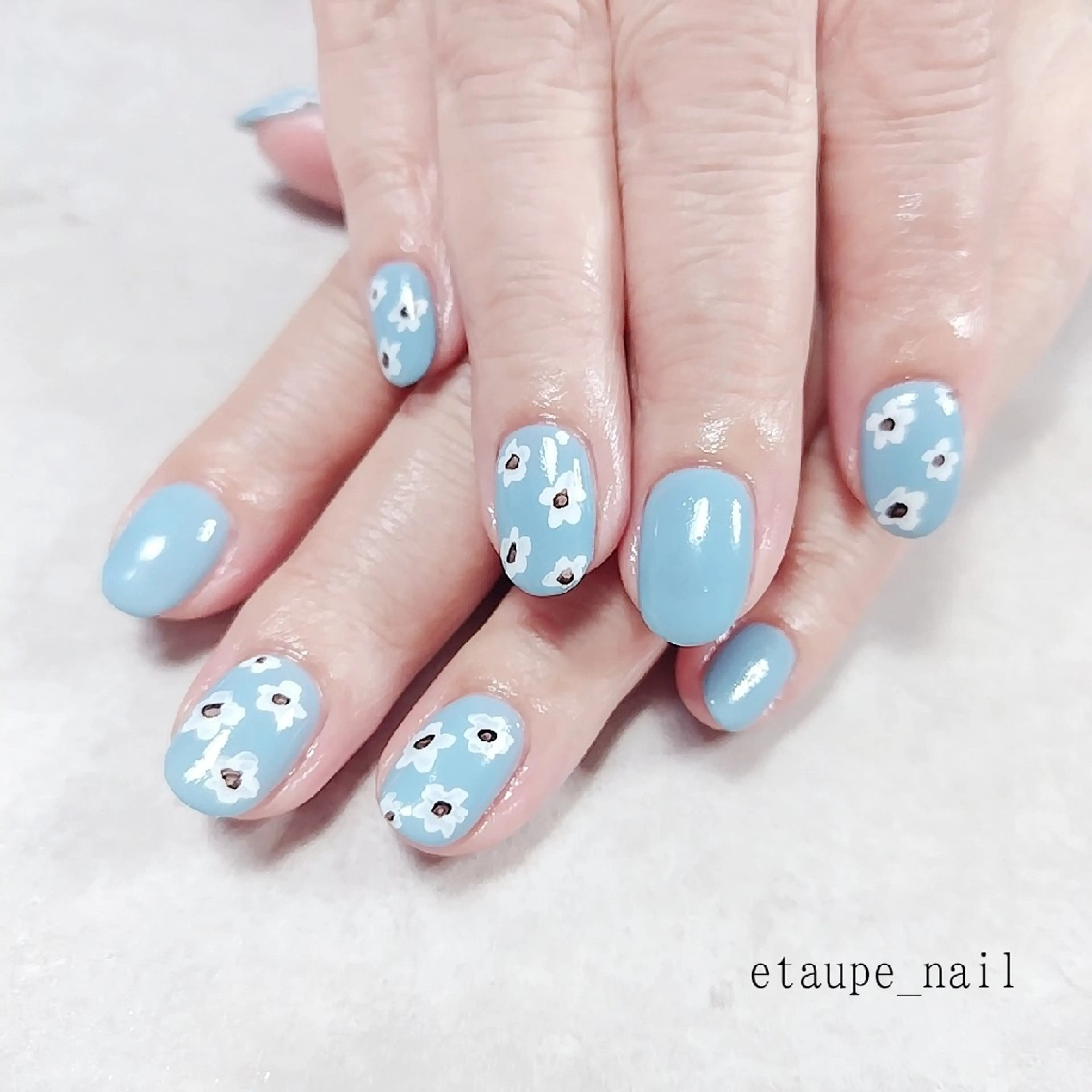 ネイル フラワーネイル ジェルネイル グリーン ワンカラーネイル ハンドネイル etaupe nail所属・向原自宅サロン ★エトープネイルのネイルデザイン