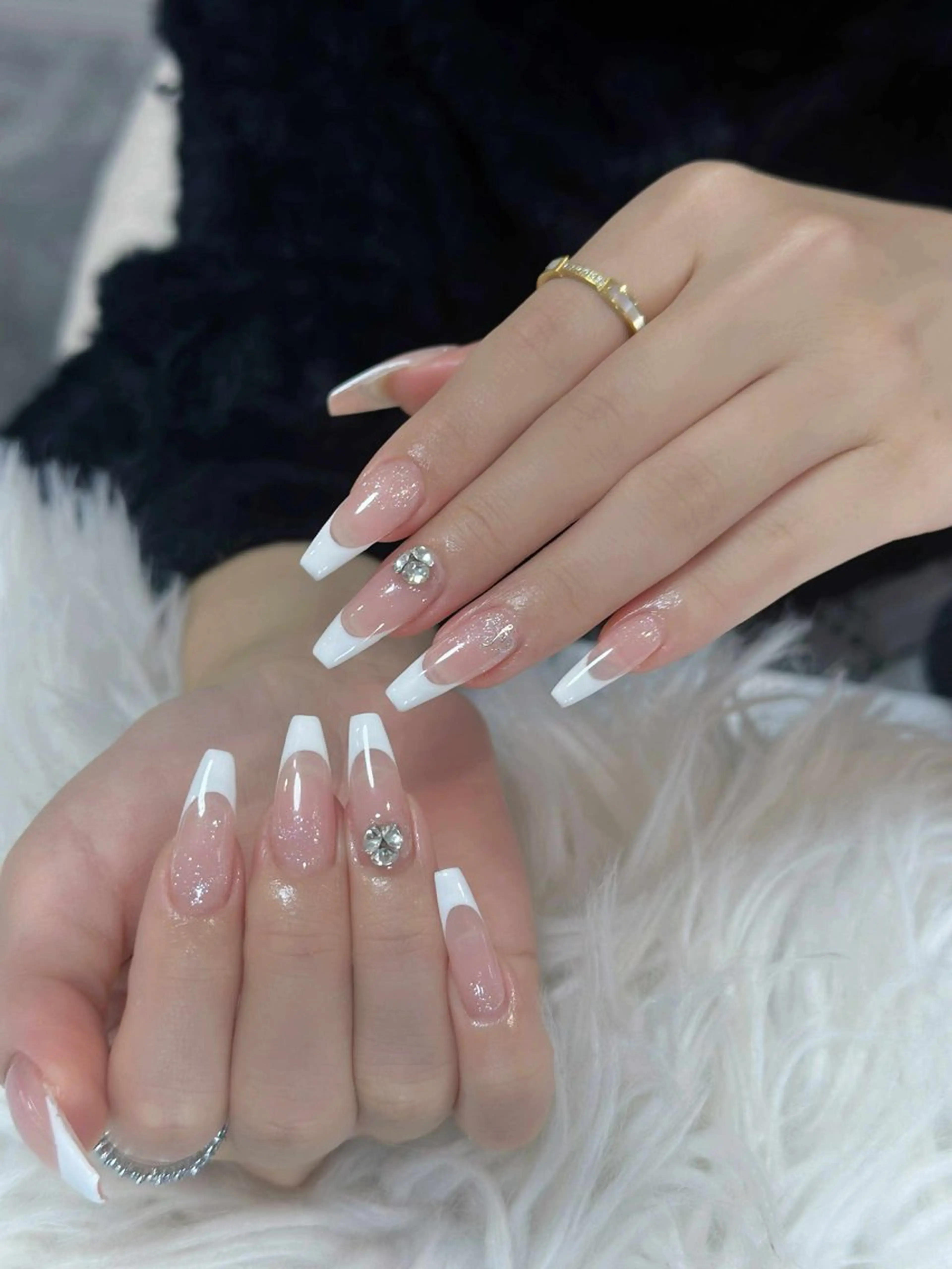 ネイル ボルドー ブラウン チークネイル ドット フットネイル ハンドネイル Julli NailStudioのネイルデザイン