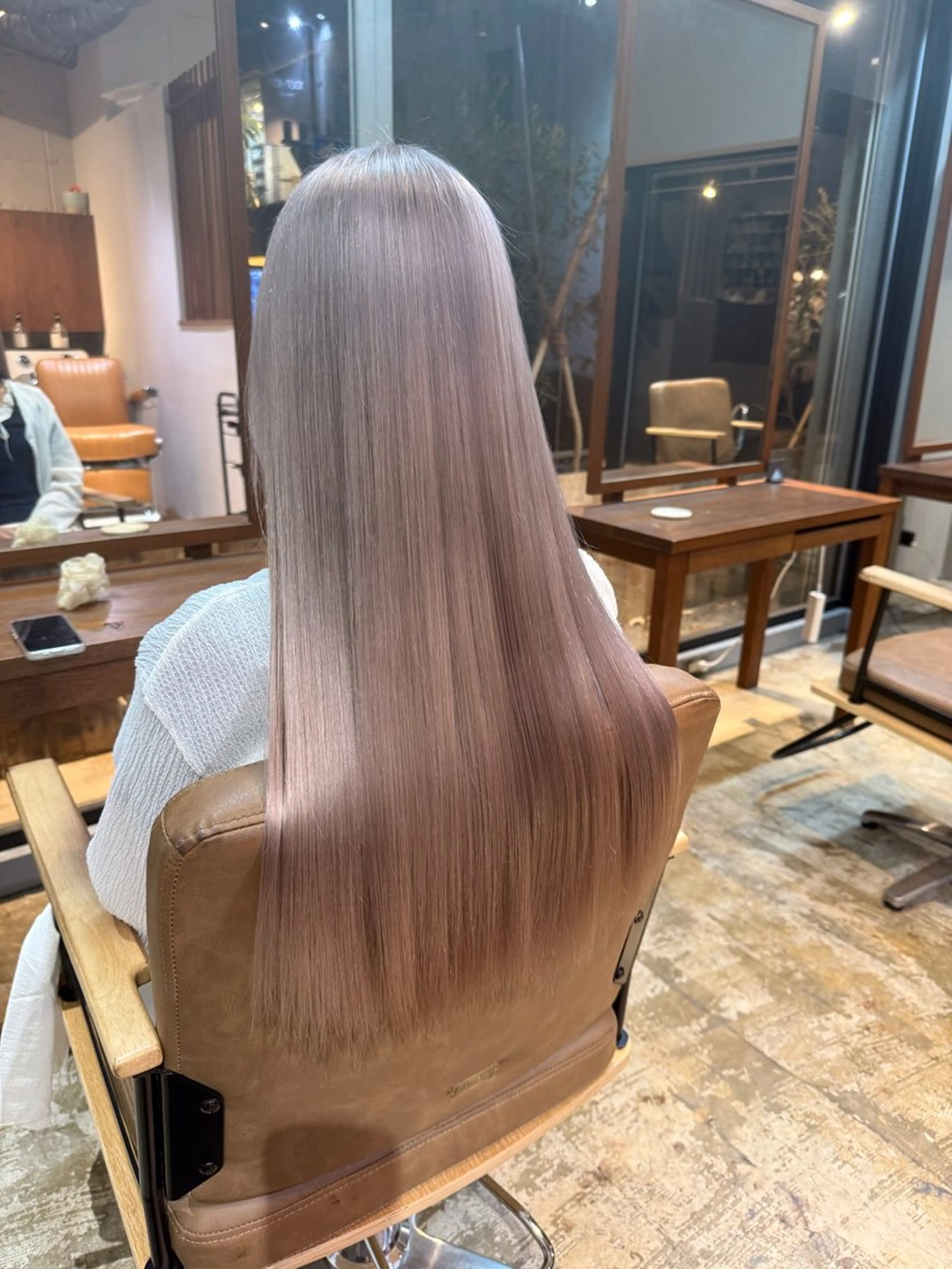 ロング カラー DAYS 2ndのヘアスタイル