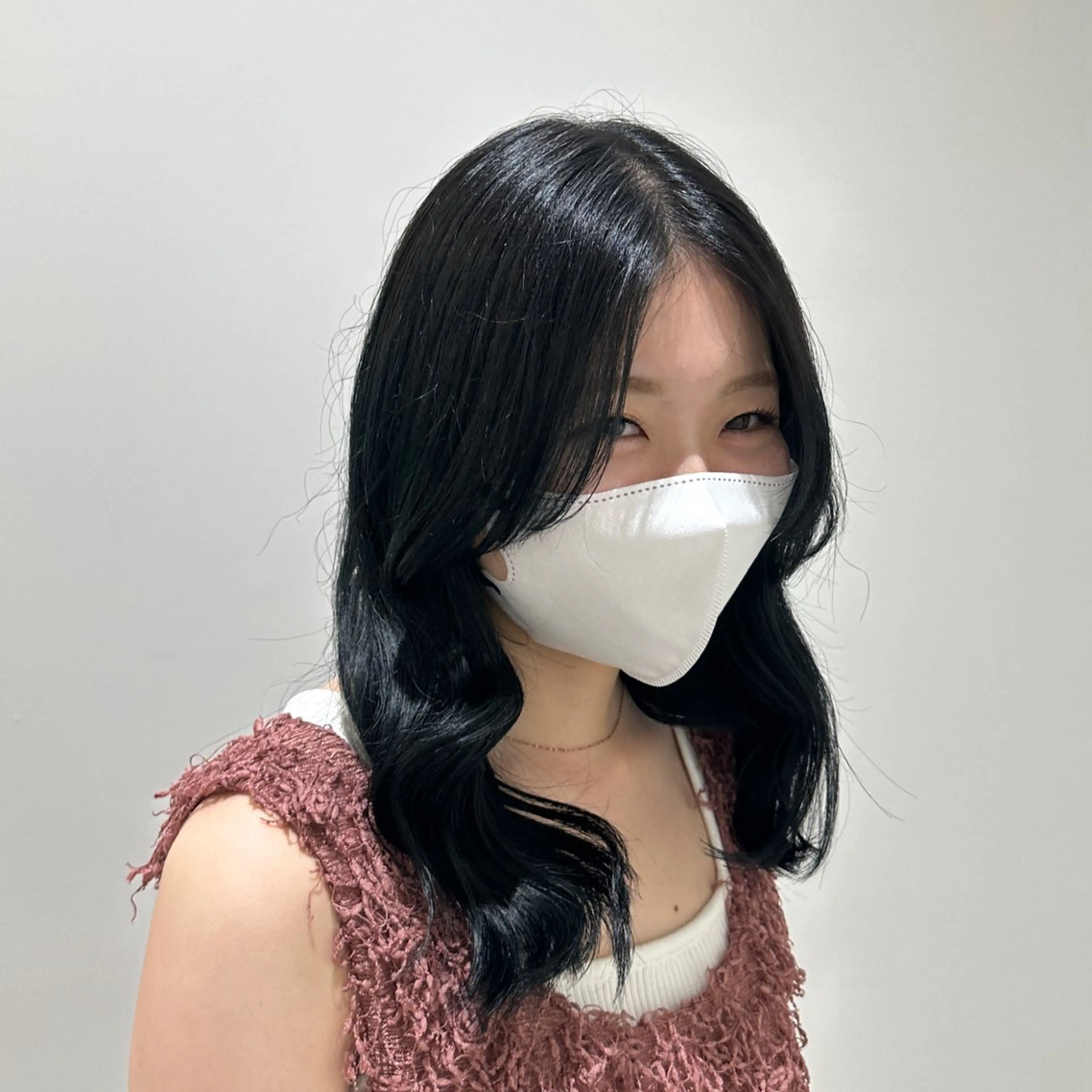 カラー 黒髪 ブルーカラー ブルーブラック ヘアカラー こうた/髪質改善 ストレート/ヘアケアのヘアスタイル