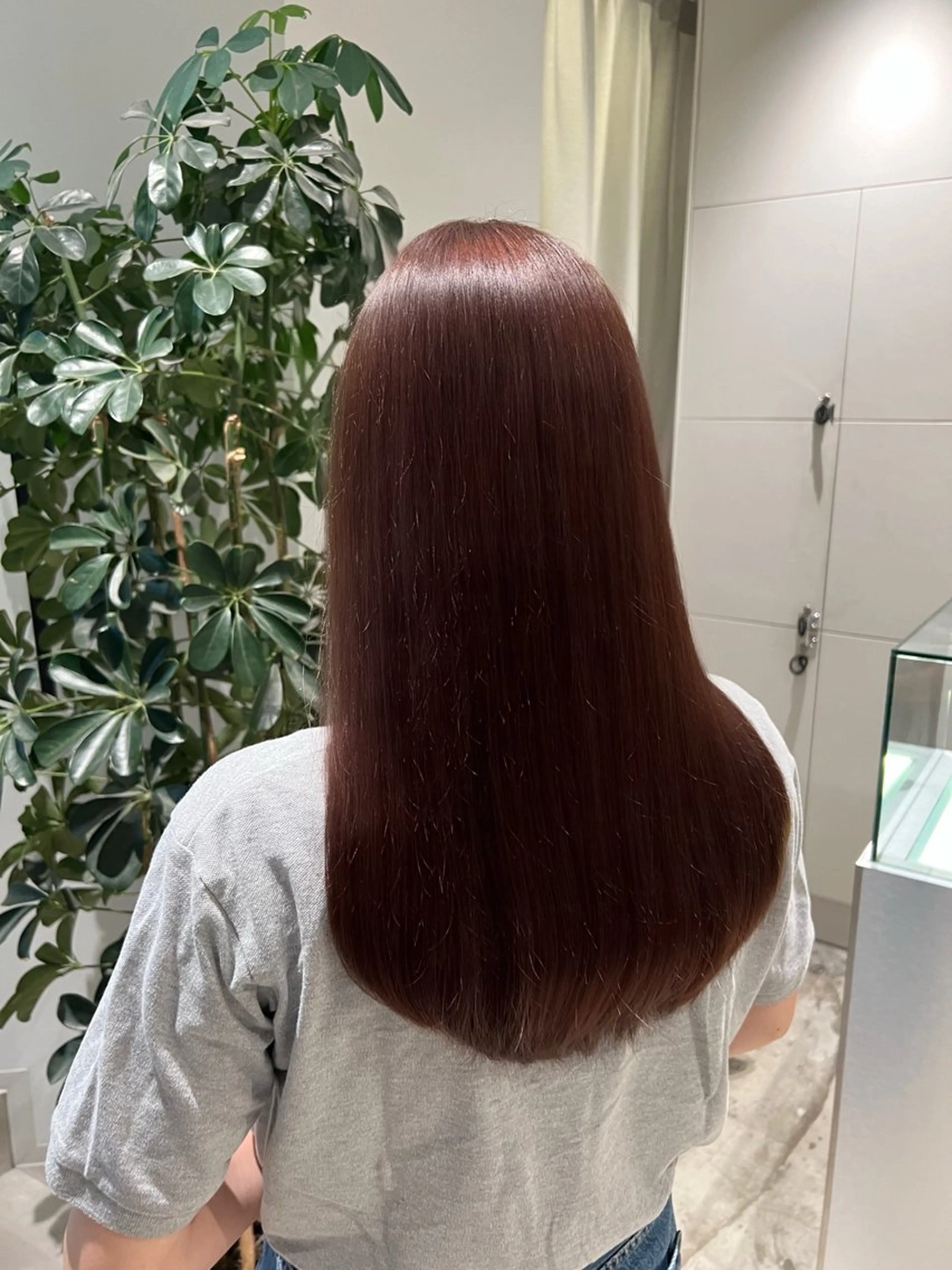 セミロング カラー 透明感カラー 縮毛矯正 HARA KOTONEのヘアスタイル