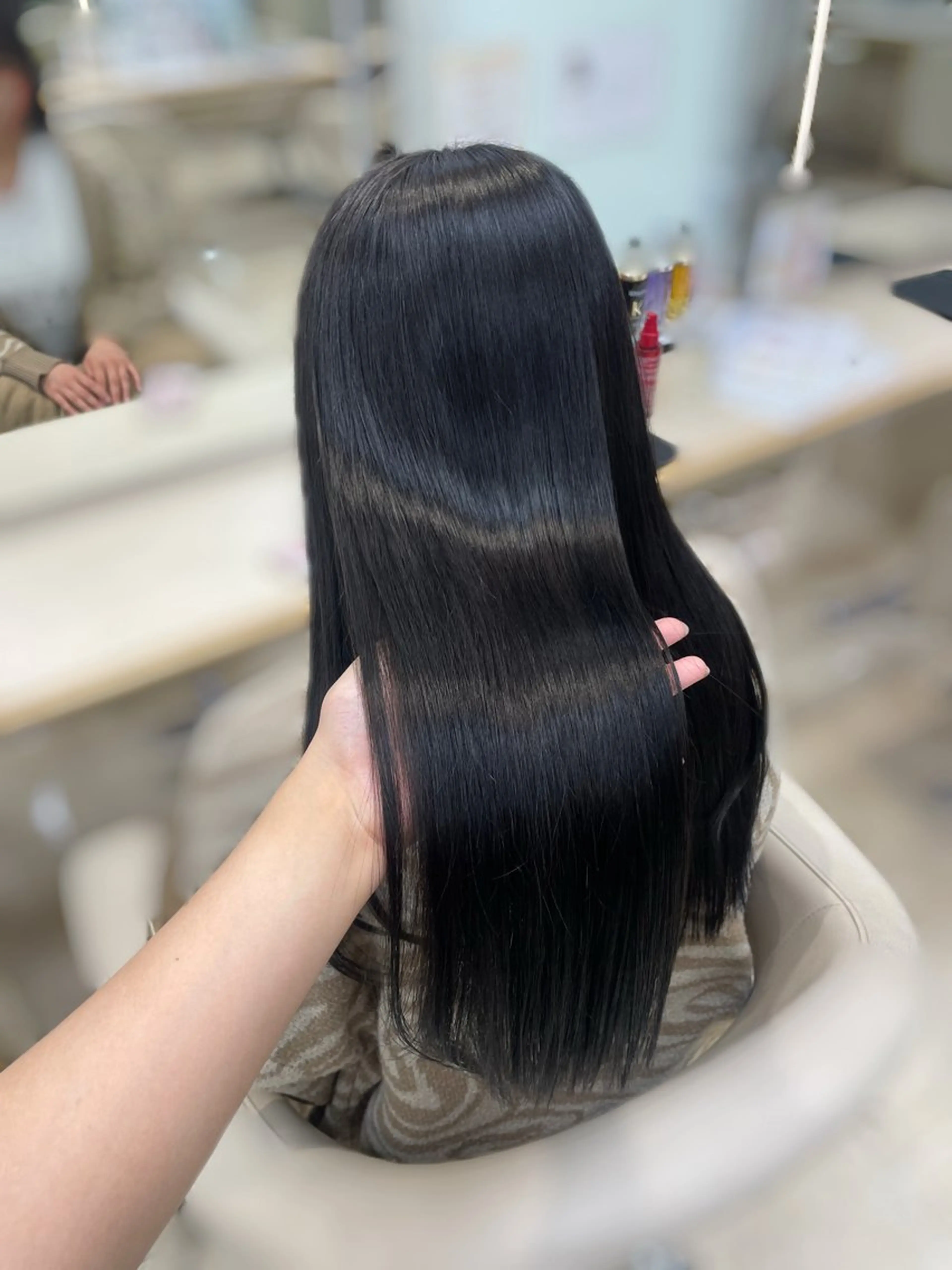 ロング カラー 赤み消し透明感カラー 🎀髪質改善/AOのヘアスタイル