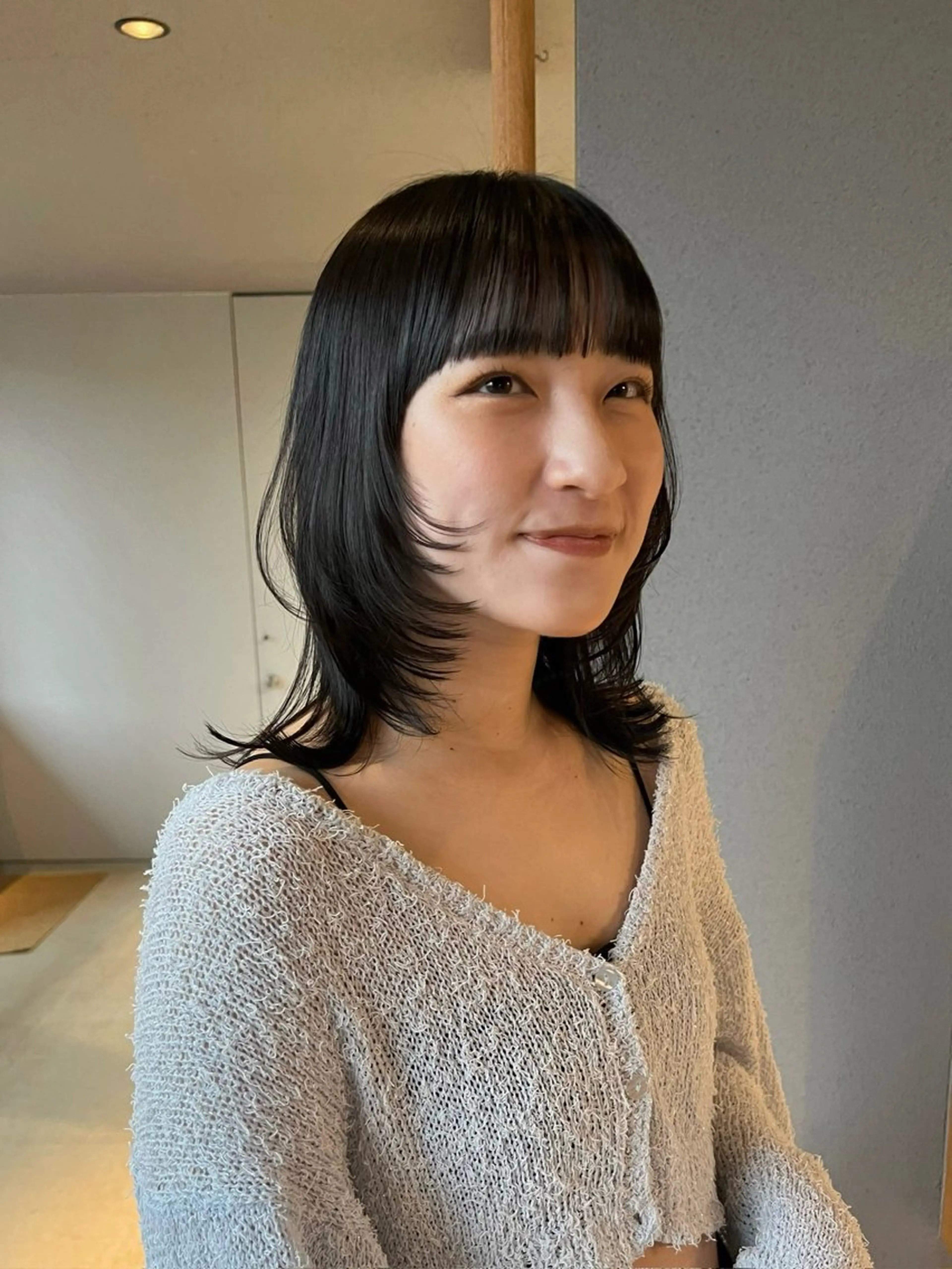 ミディアム 顔まわりレイヤー レイヤーカット ウルフカット ウルフレイヤー duft所属・duft. cocoroのヘアスタイル