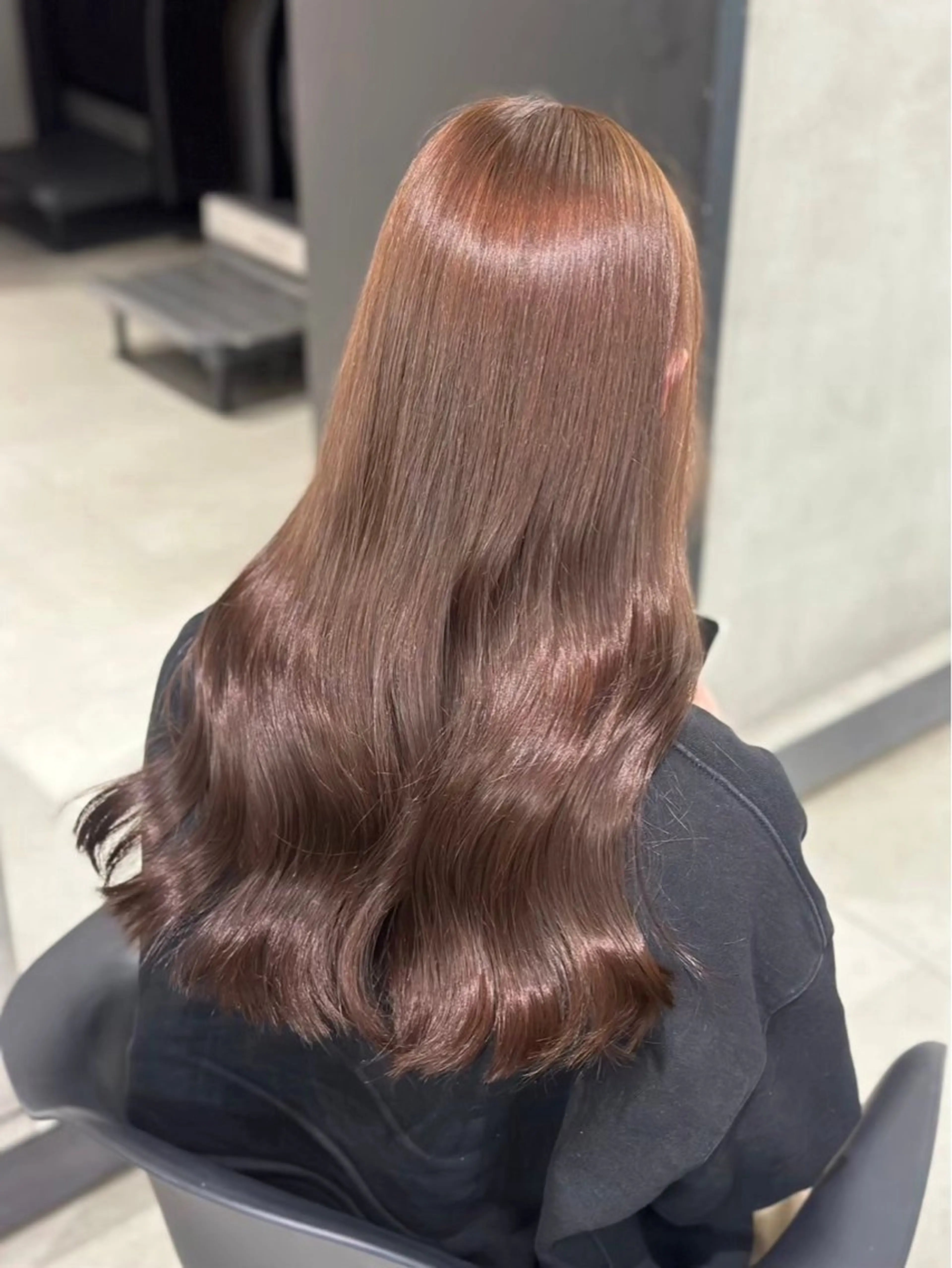 カラー 🖤offwhite KANA⛓のヘアスタイル