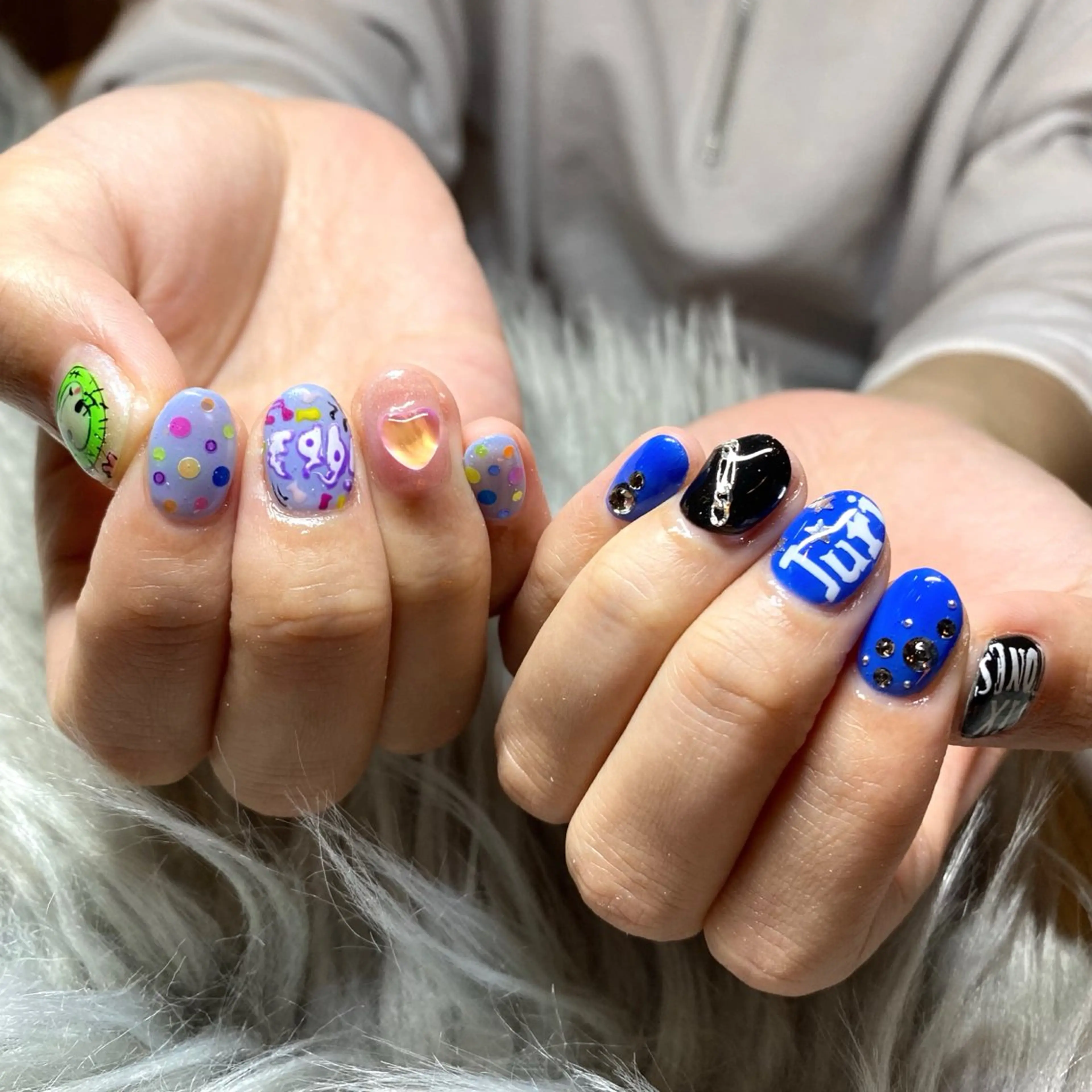 ネイル Nails VINATI所属・ササキスズナ Jr.ネイリストのネイルデザイン