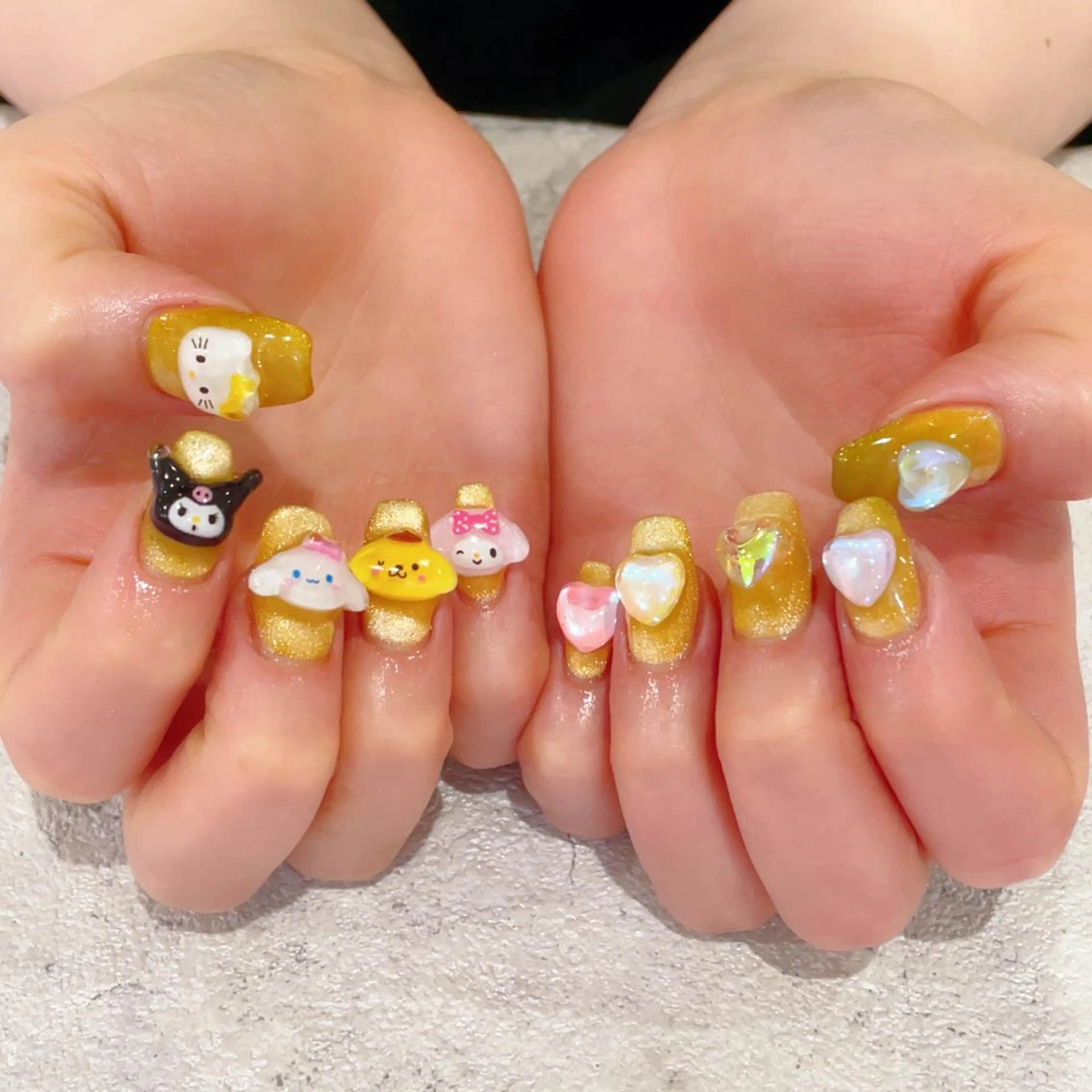 ミディアム ハンドネイル cho nailのネイルデザイン