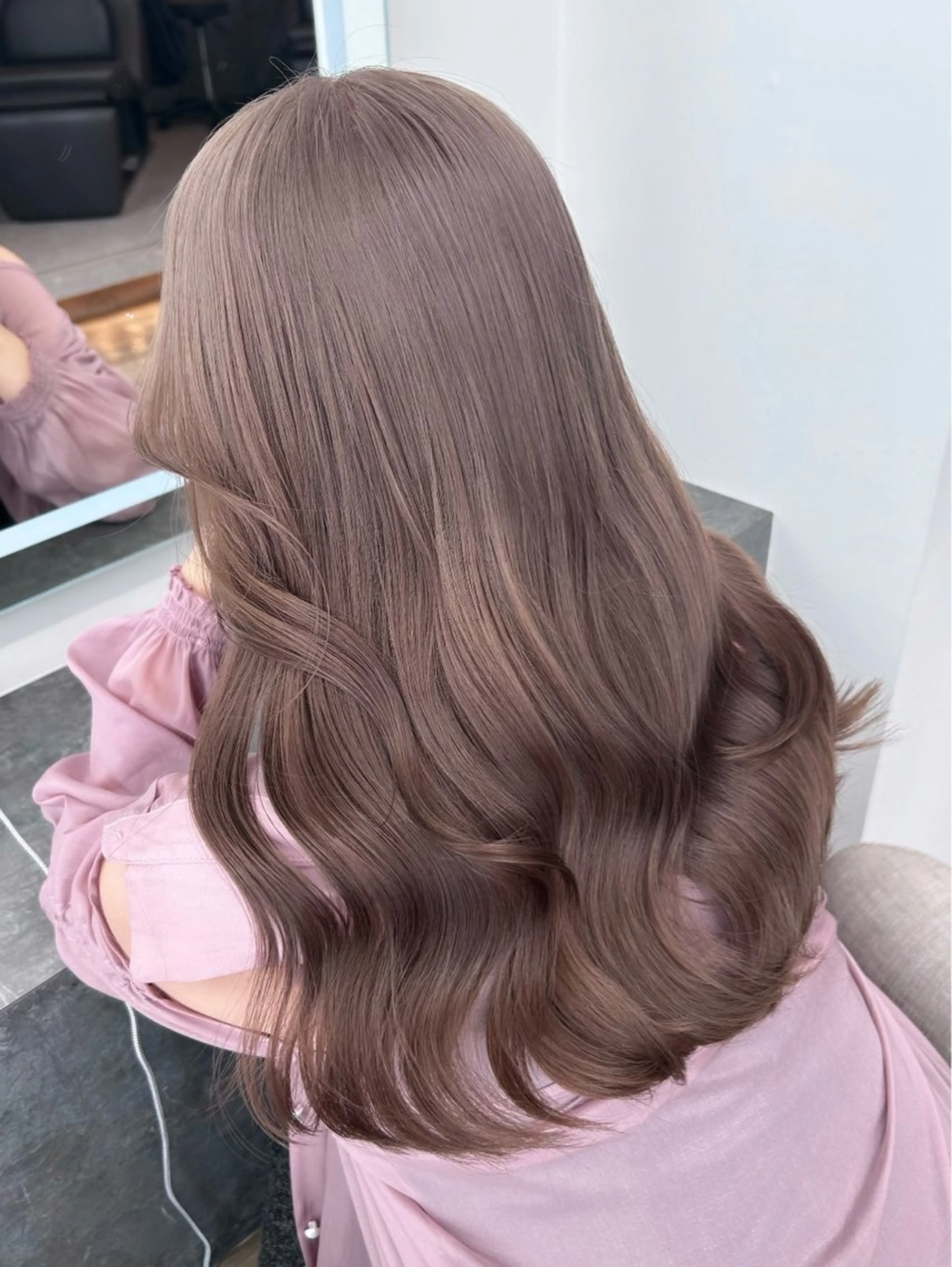 セミロング カラー ヘアカラー トリートメント MARQUEE所属・Ayame / ハイトーンカラーのヘアスタイル