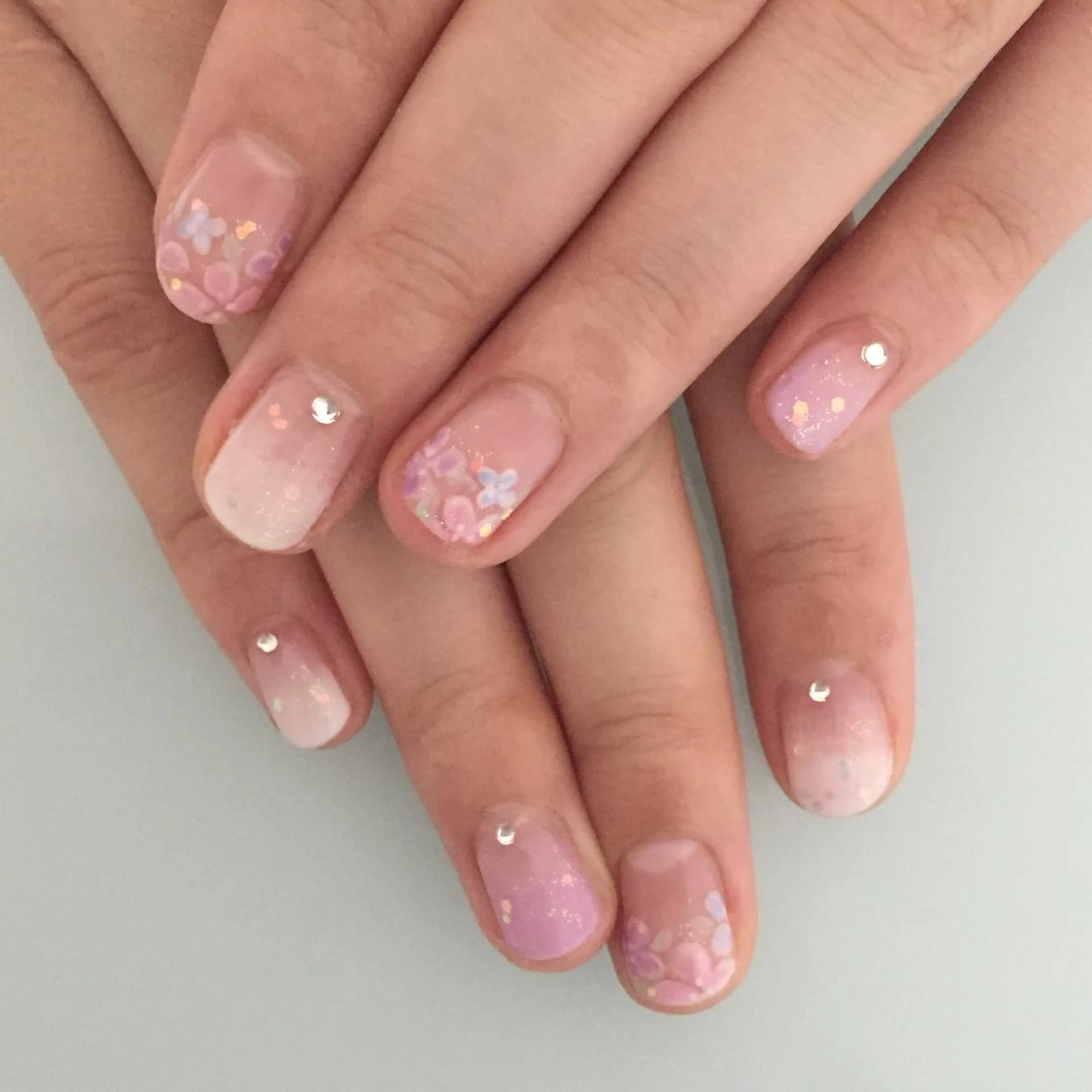 ネイル nail & eyelash Sympa 新横浜所属・𝓢𝔂𝓶𝓹𝓪 𝓜iwako🐰ᩚのネイルデザイン
