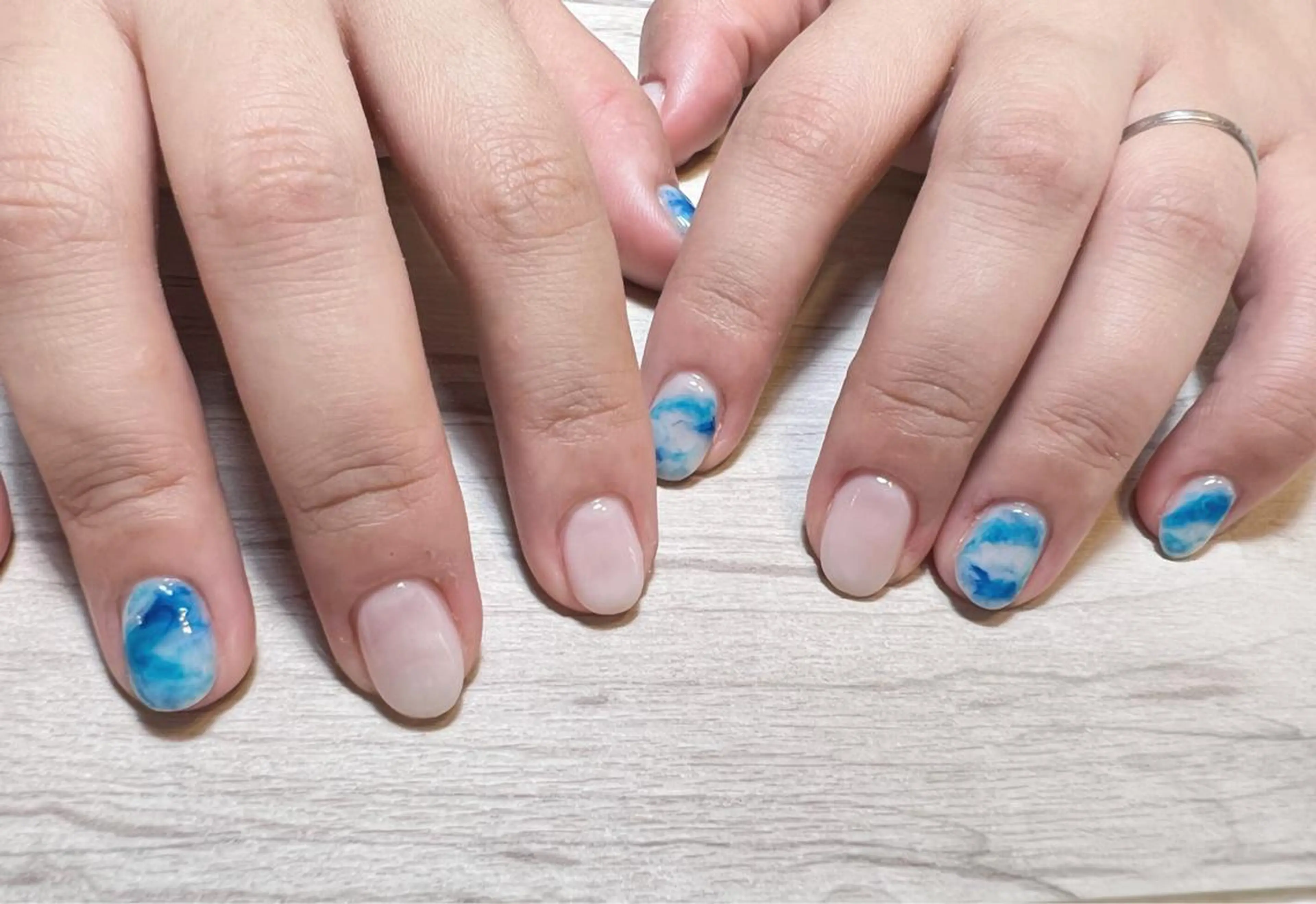 ネイル ハンドネイル 渡邊 亜貴のネイルデザイン