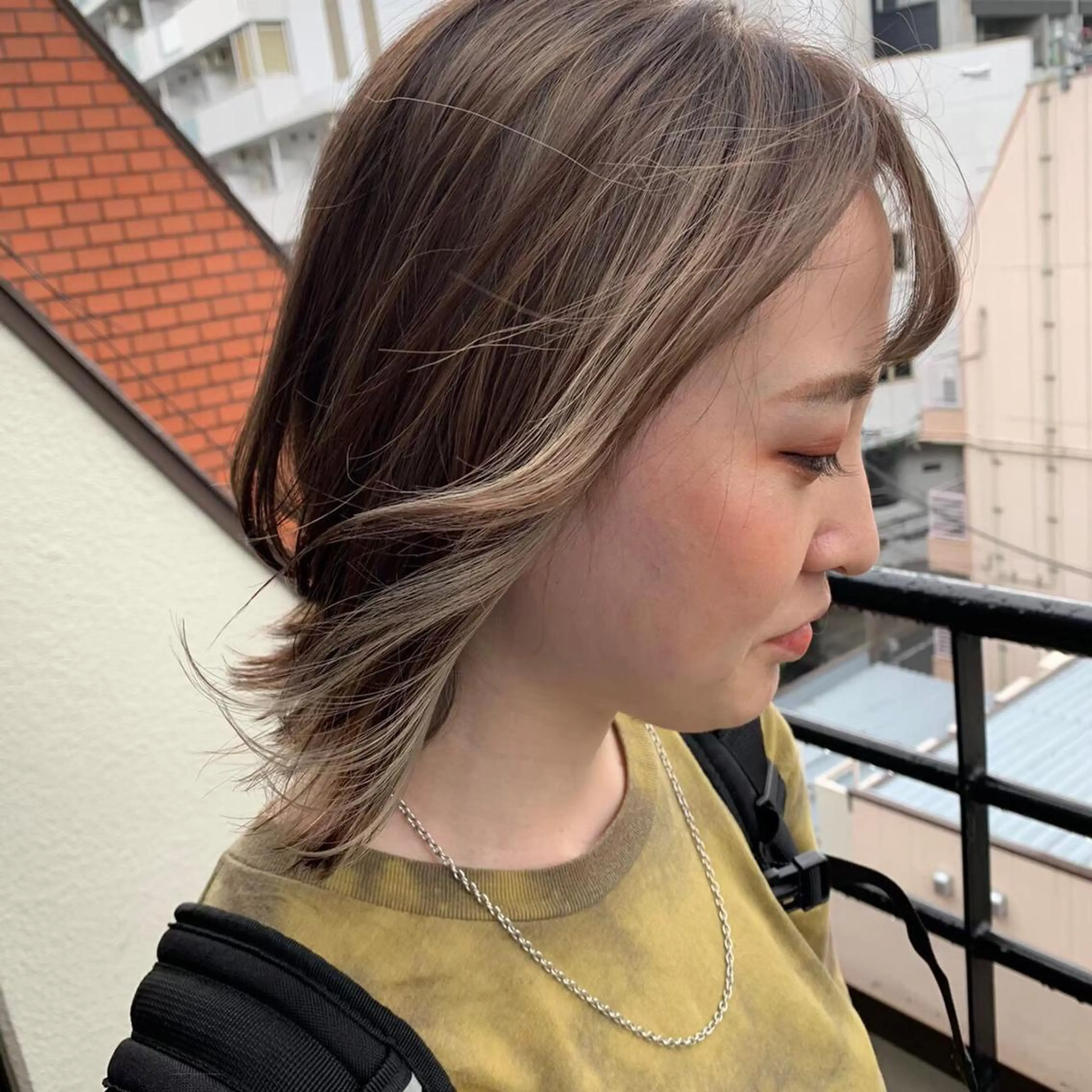 ミディアム カラー ヘアアレンジ キッズ アディクシーカラー バレイヤージュ ミストバング ベージュカラー 黒髪 髪質改善ケアカラー Eir梅田/中村のヘアスタイル