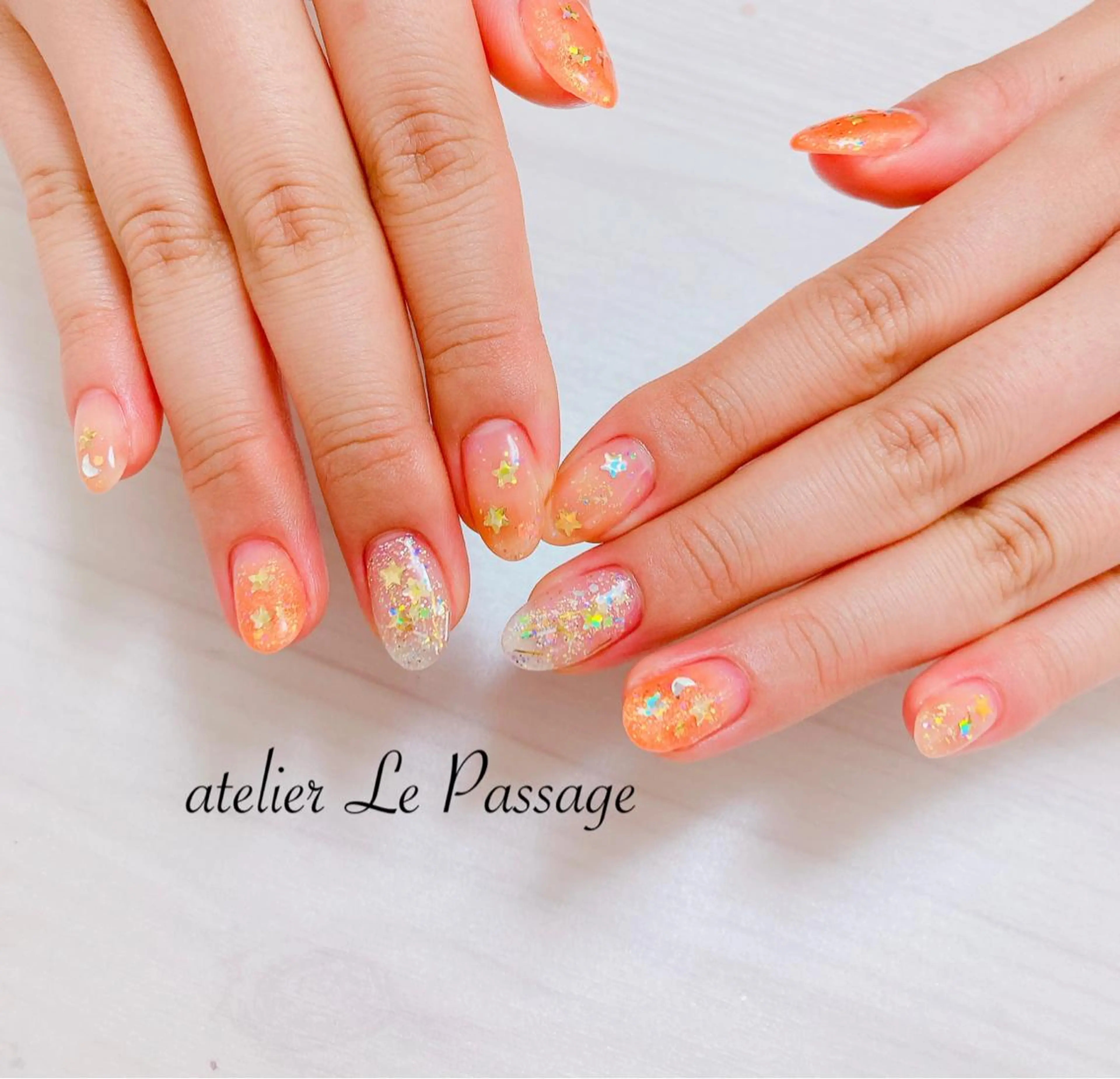 ネイル ジェルネイル グラデーション キラキラネイル ラメ(グリッター) ニュアンスネイル Atelier Le Passage所属・h nakatsukaのネイルデザイン