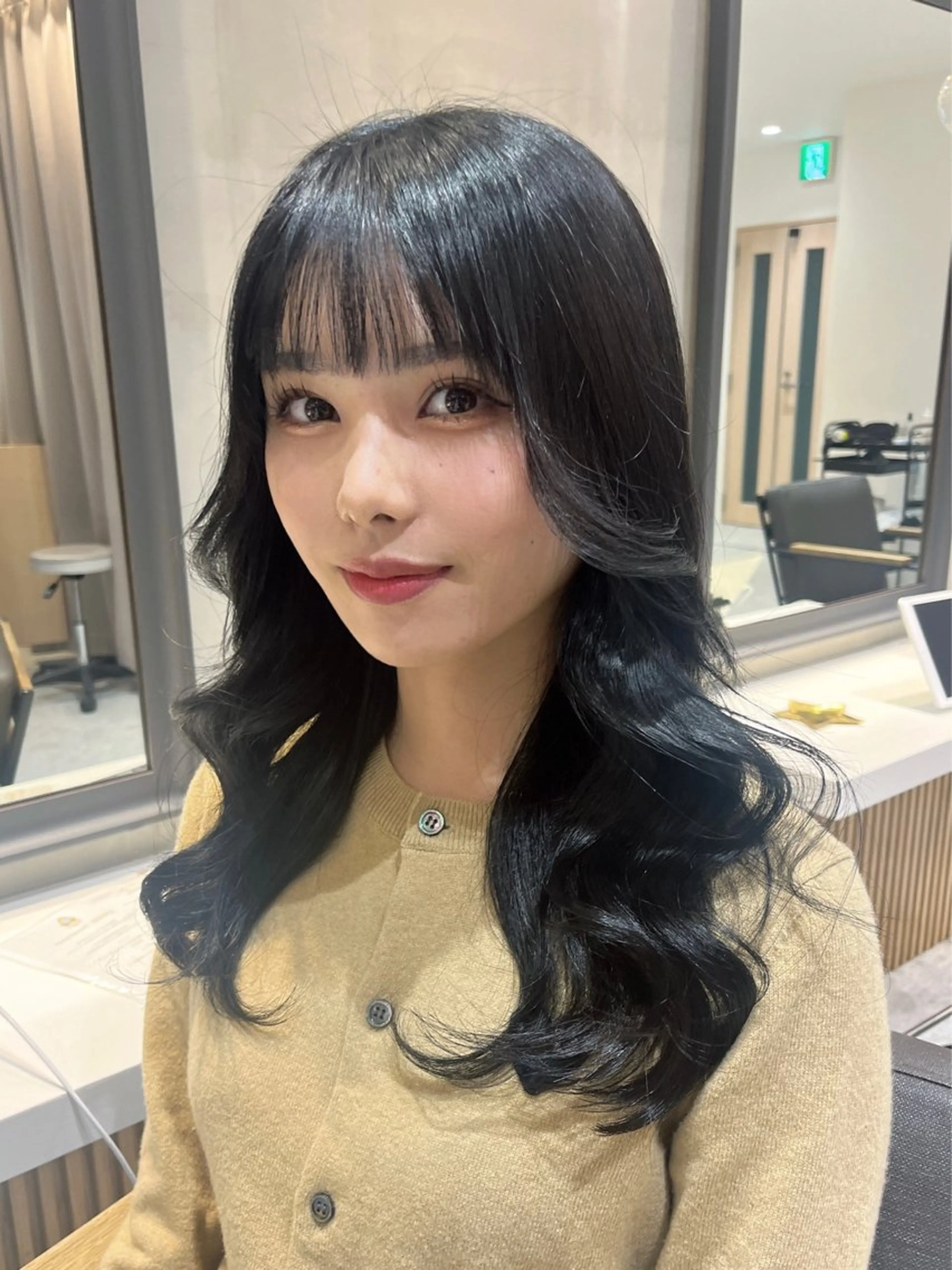 ミディアム Rita/髪質改善 /透明感カラーのヘアスタイル