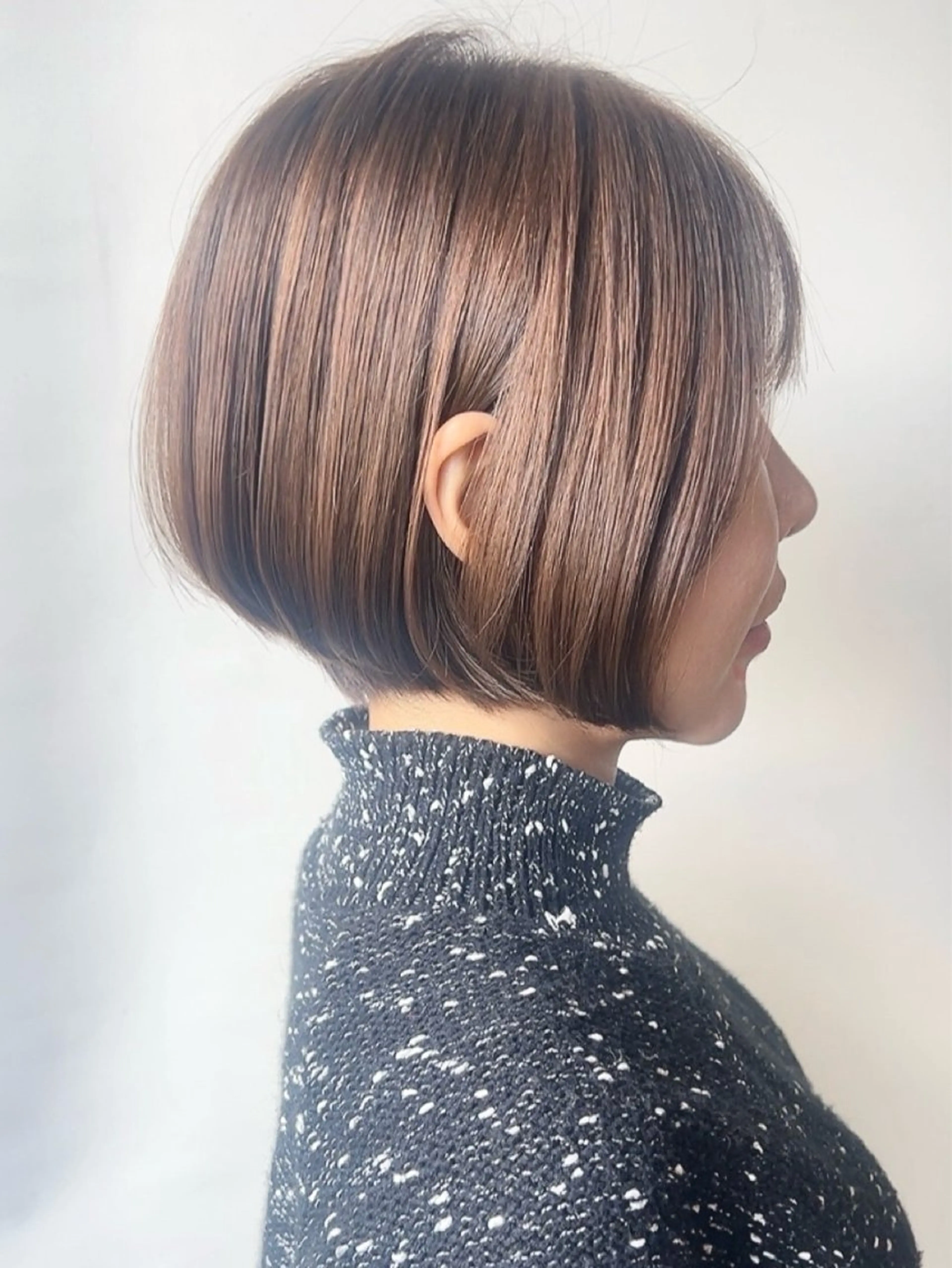 ショート ショートボブ ボブ ショートヘア morio from london所属・松岡彩華 ボブ /グレージュのヘアスタイル