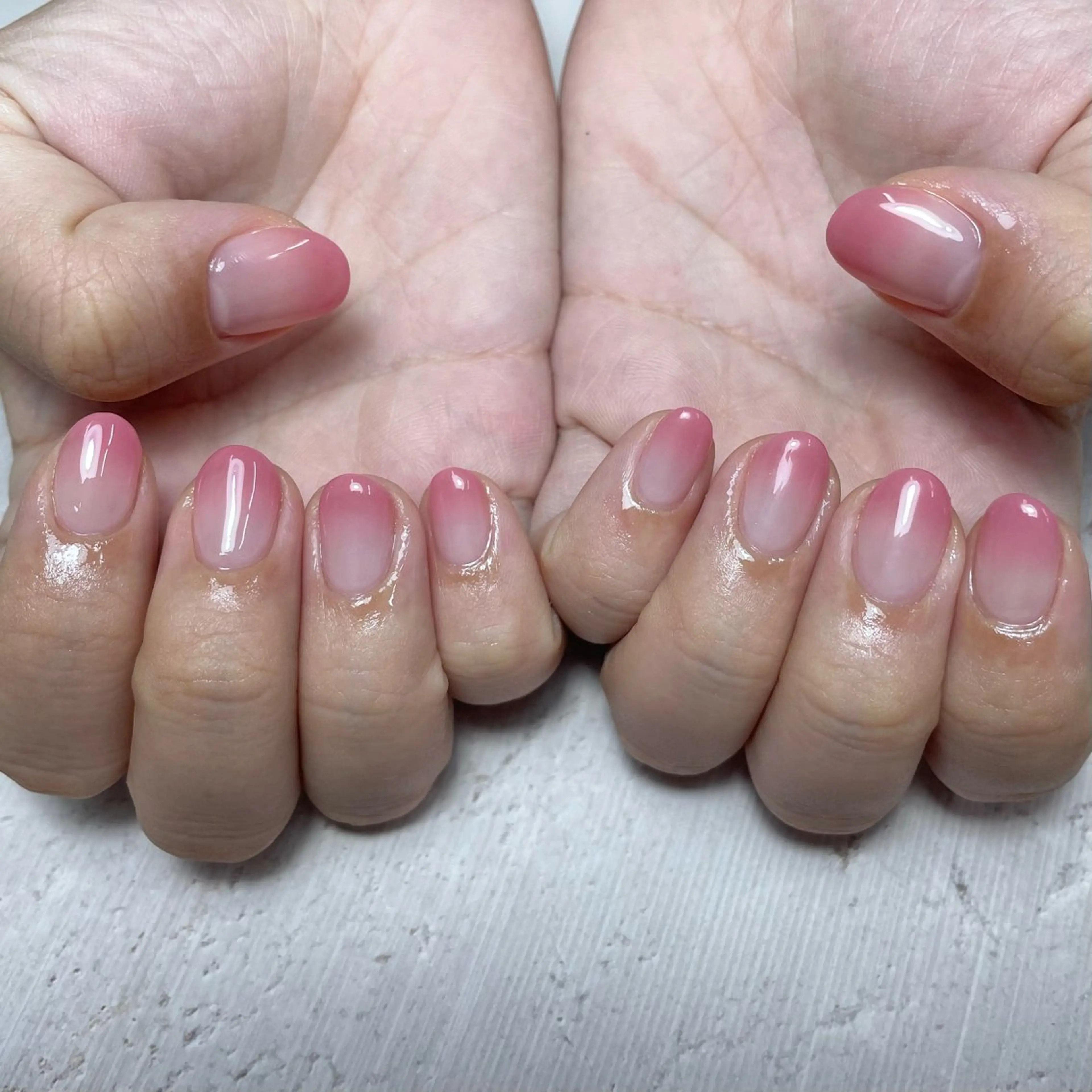 ネイル グラデーション ピンク 💐irisée fleur中居のネイルデザイン