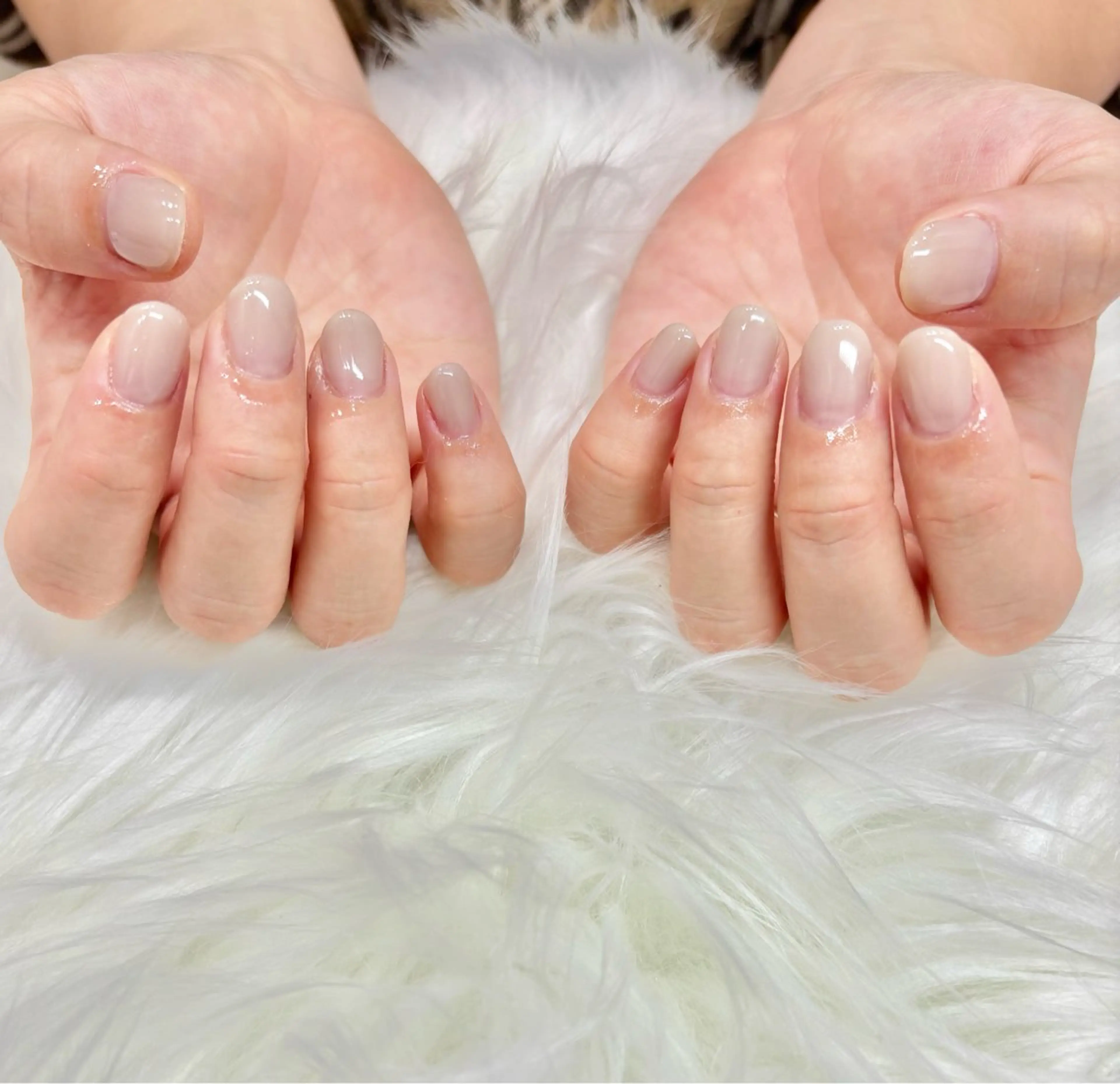 ネイル フレンチネイル グラデーション キラキラネイル 韓国ネイル マグネットネイル Angie Nail所属・Angie Nail CHIYURIのネイルデザイン