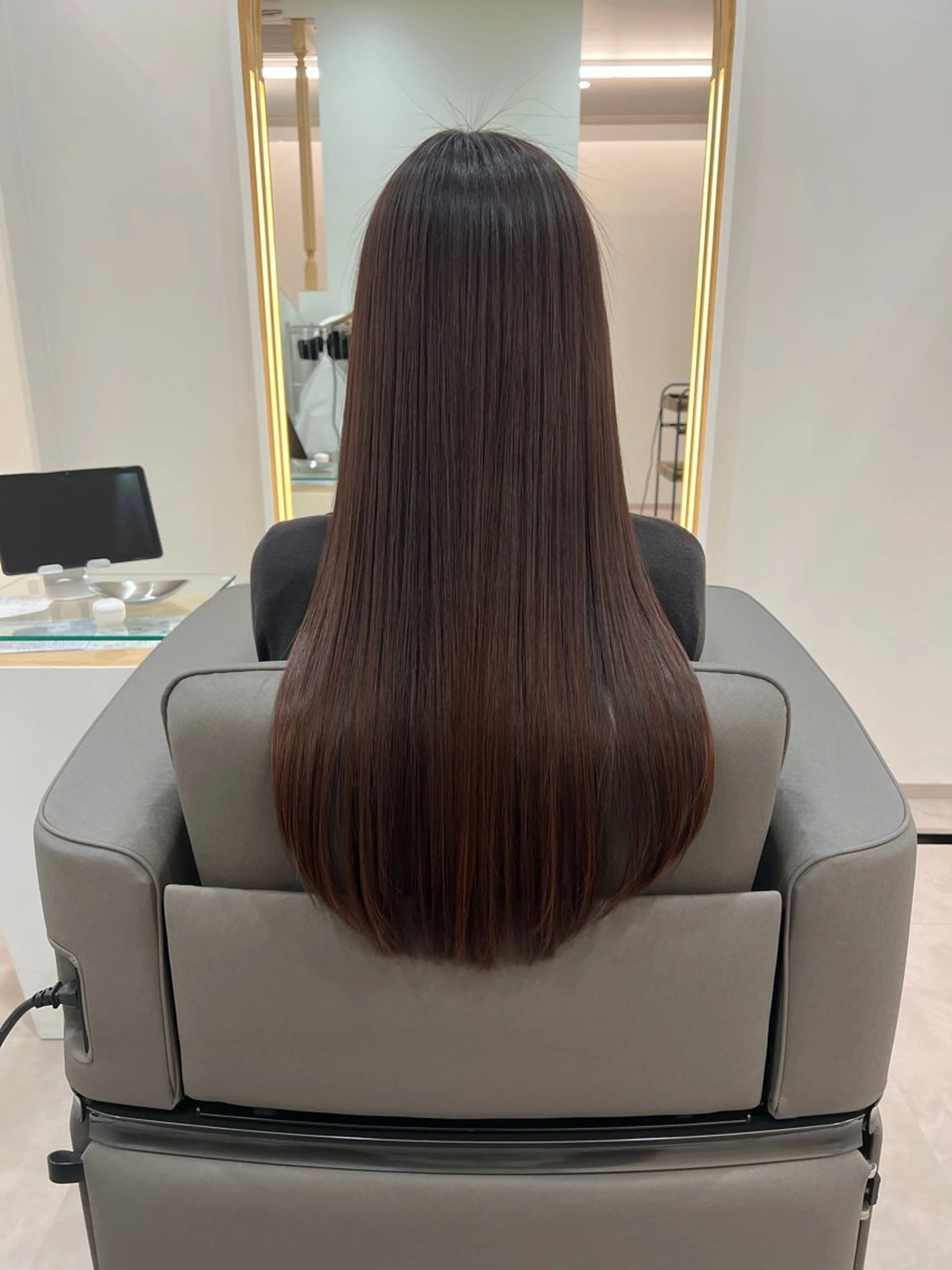 ロング 斉藤 亜衣のヘアスタイル