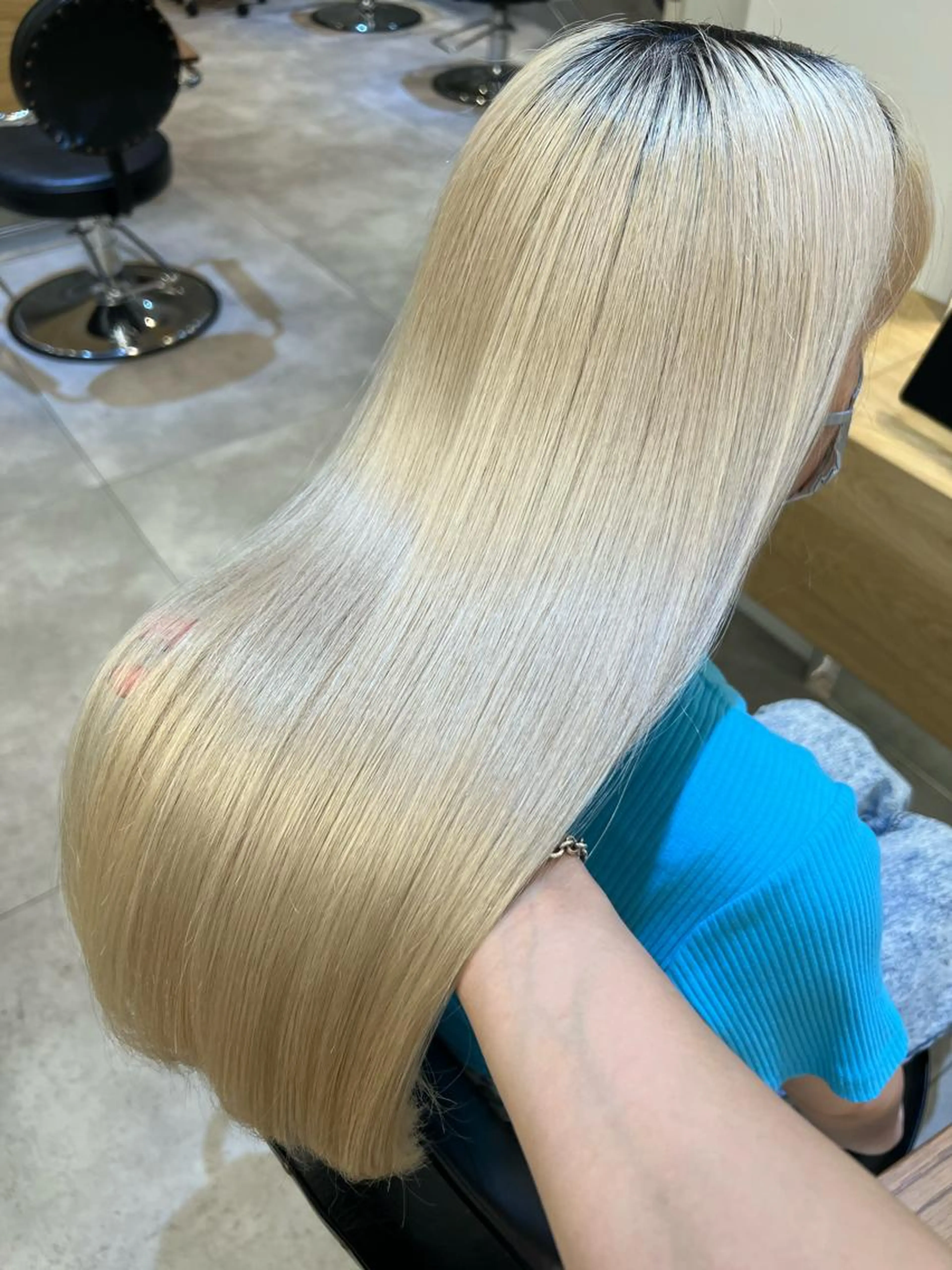 🧸ブリーチ&髪質改善カラー&前髪cut🧸の写真