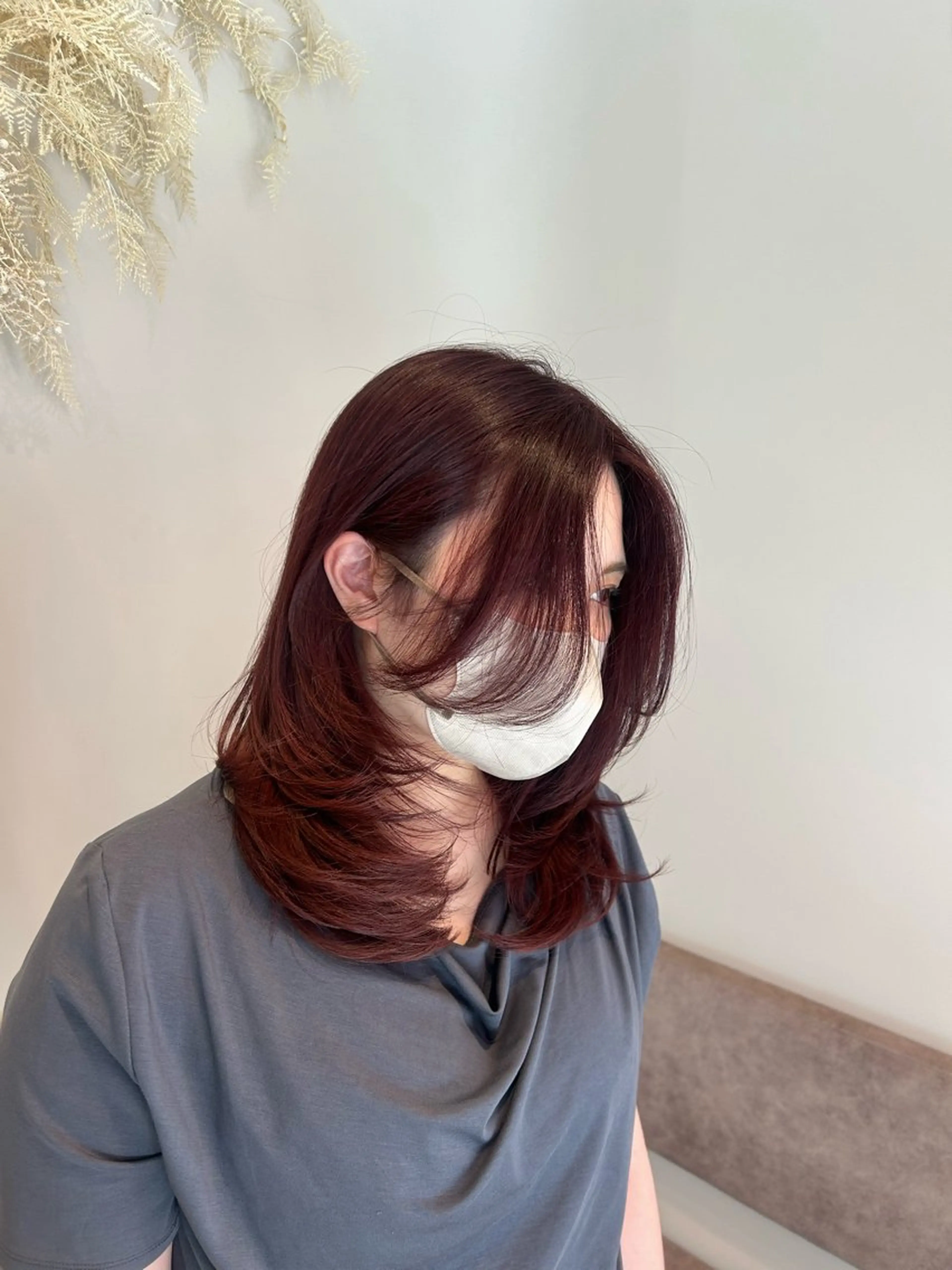 セミロング レイヤーカット mauve所属・韓国スタイル レイヤーカットのヘアスタイル