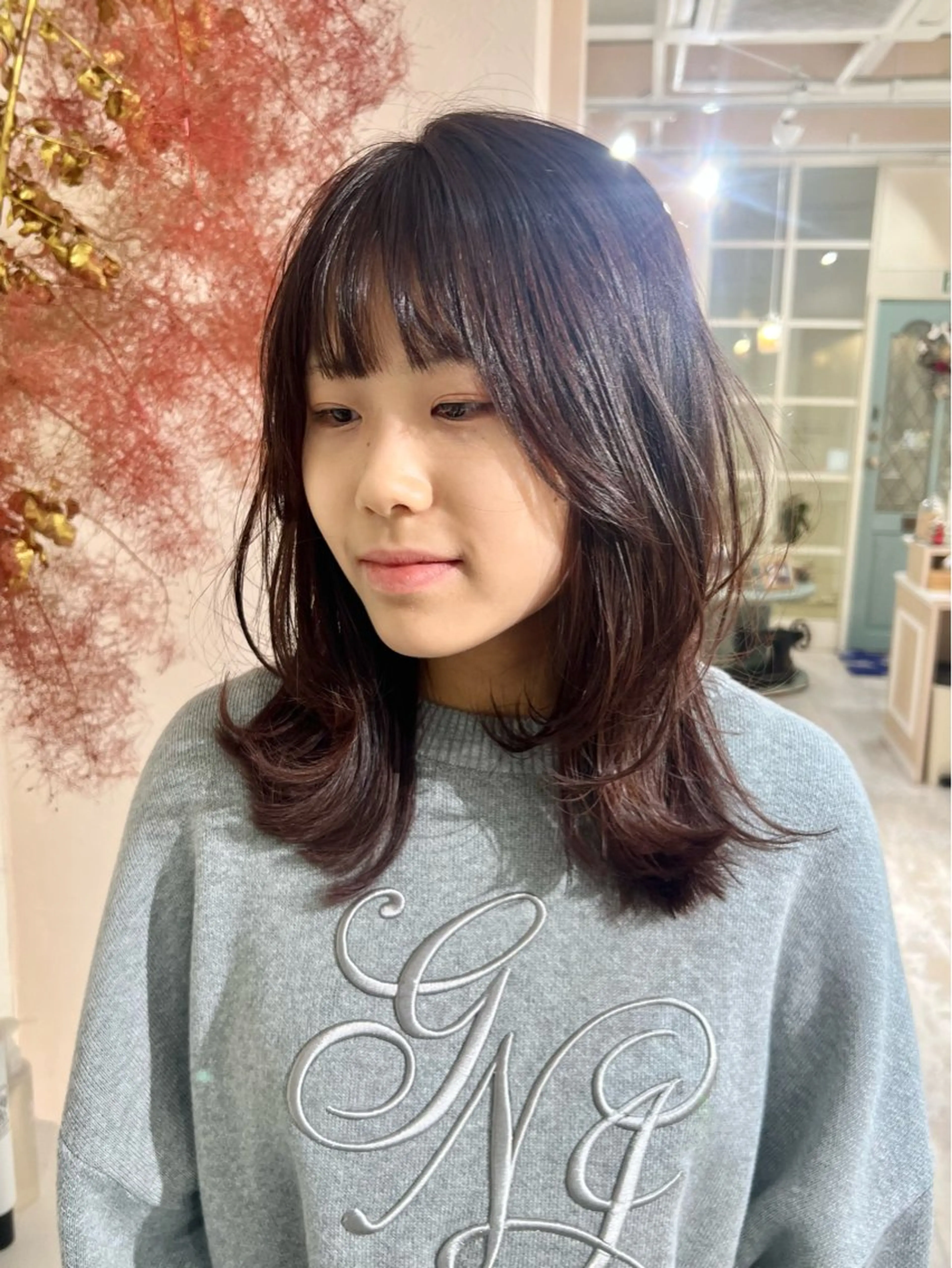 ミディアム KARIN /Huitのヘアスタイル