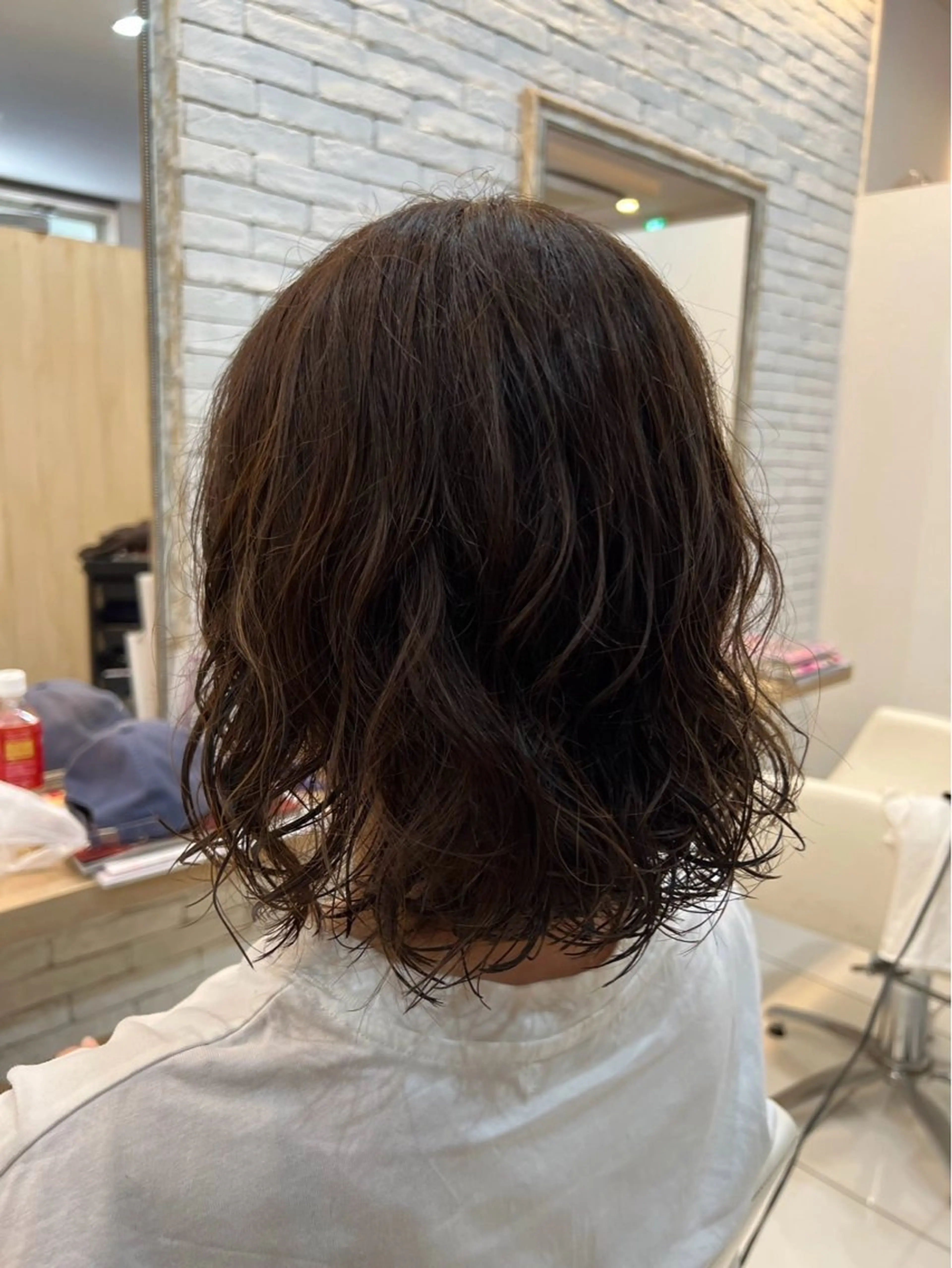 ミディアム パーマ 池野 琴乃のヘアスタイル