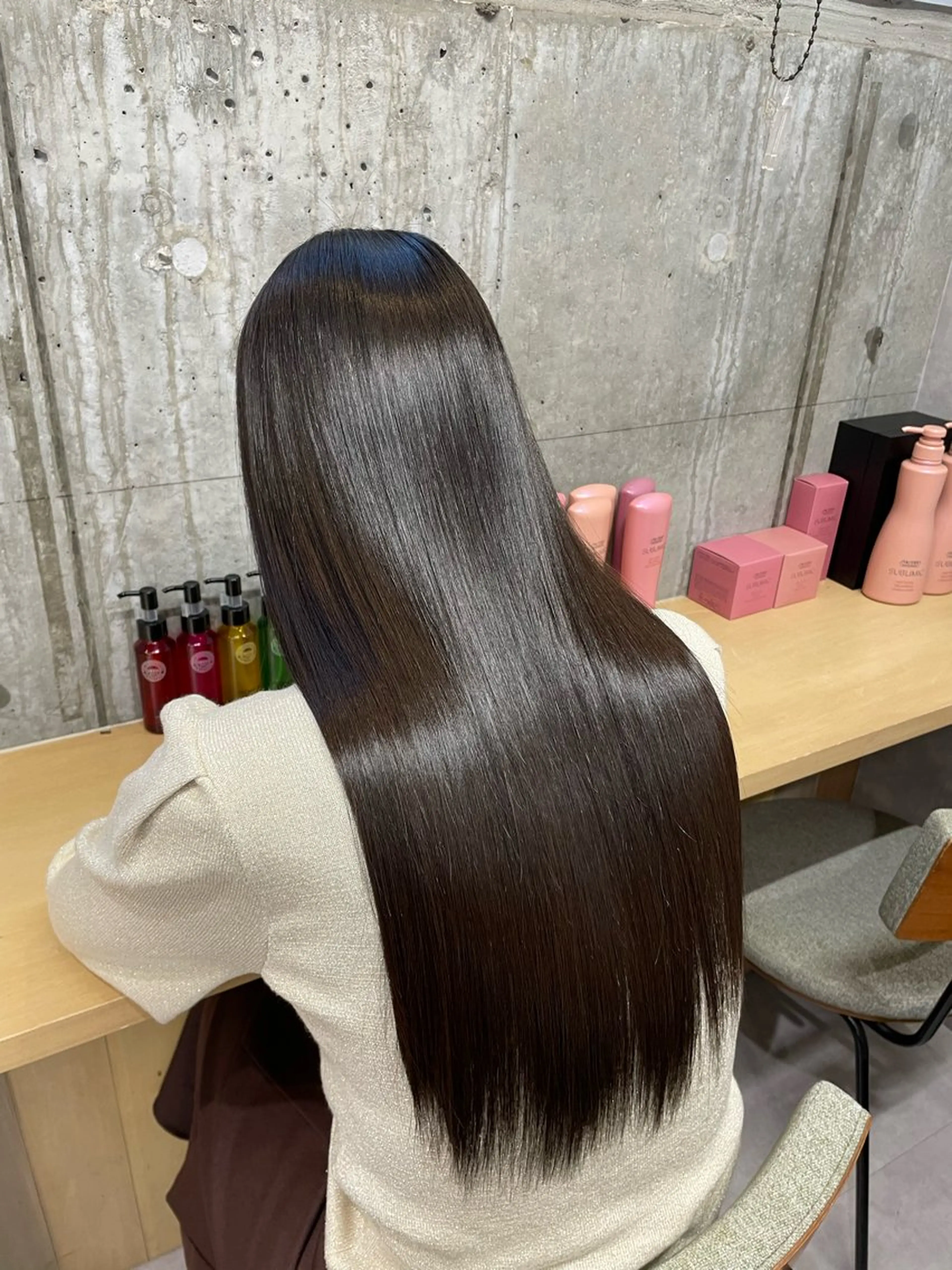 🌟強めの癖毛の方限定/美髪縮毛矯正 / ツヤガミストレート🌟の写真