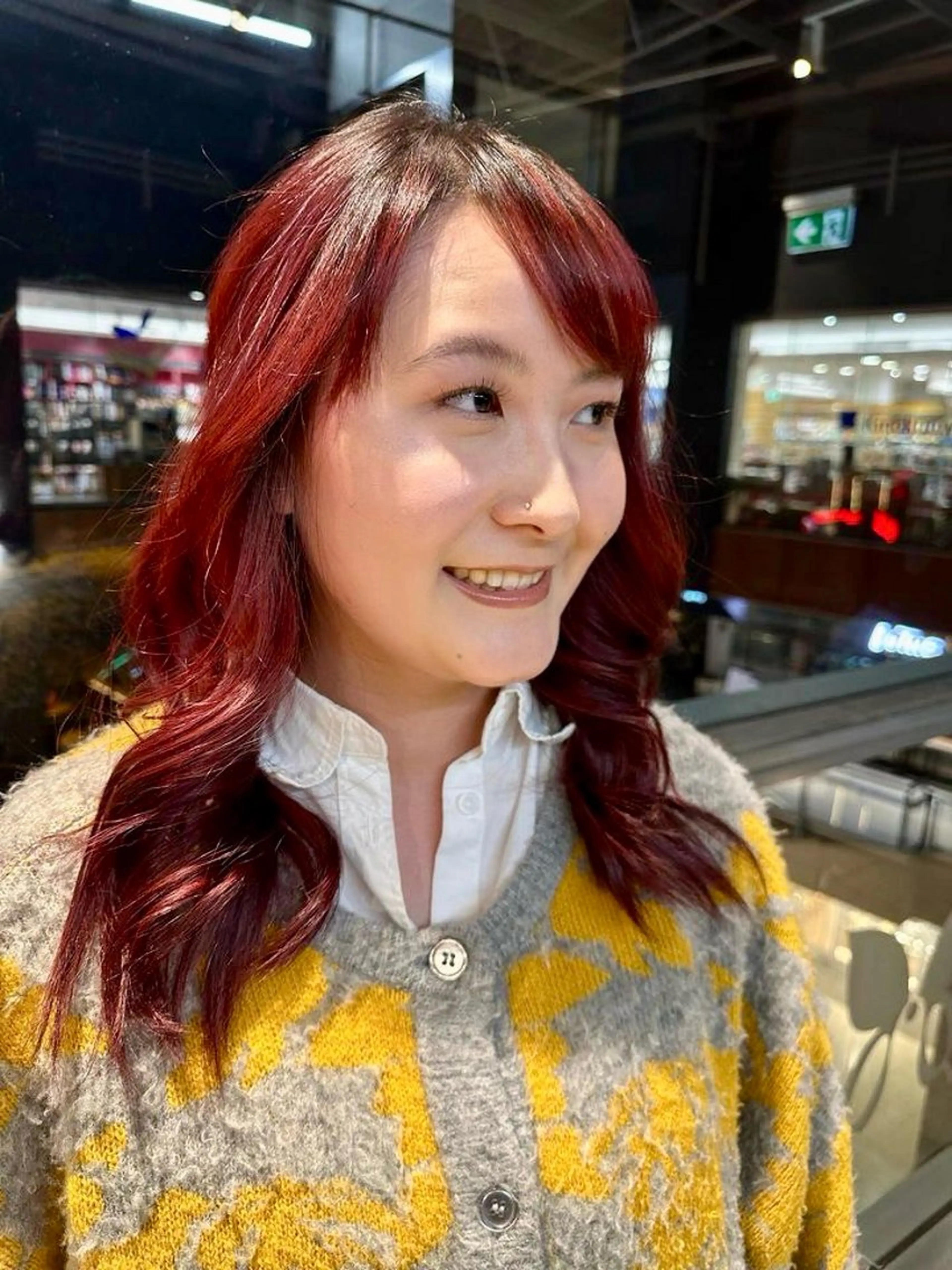 セミロング カラー 舟橋 瑞稀のヘアスタイル