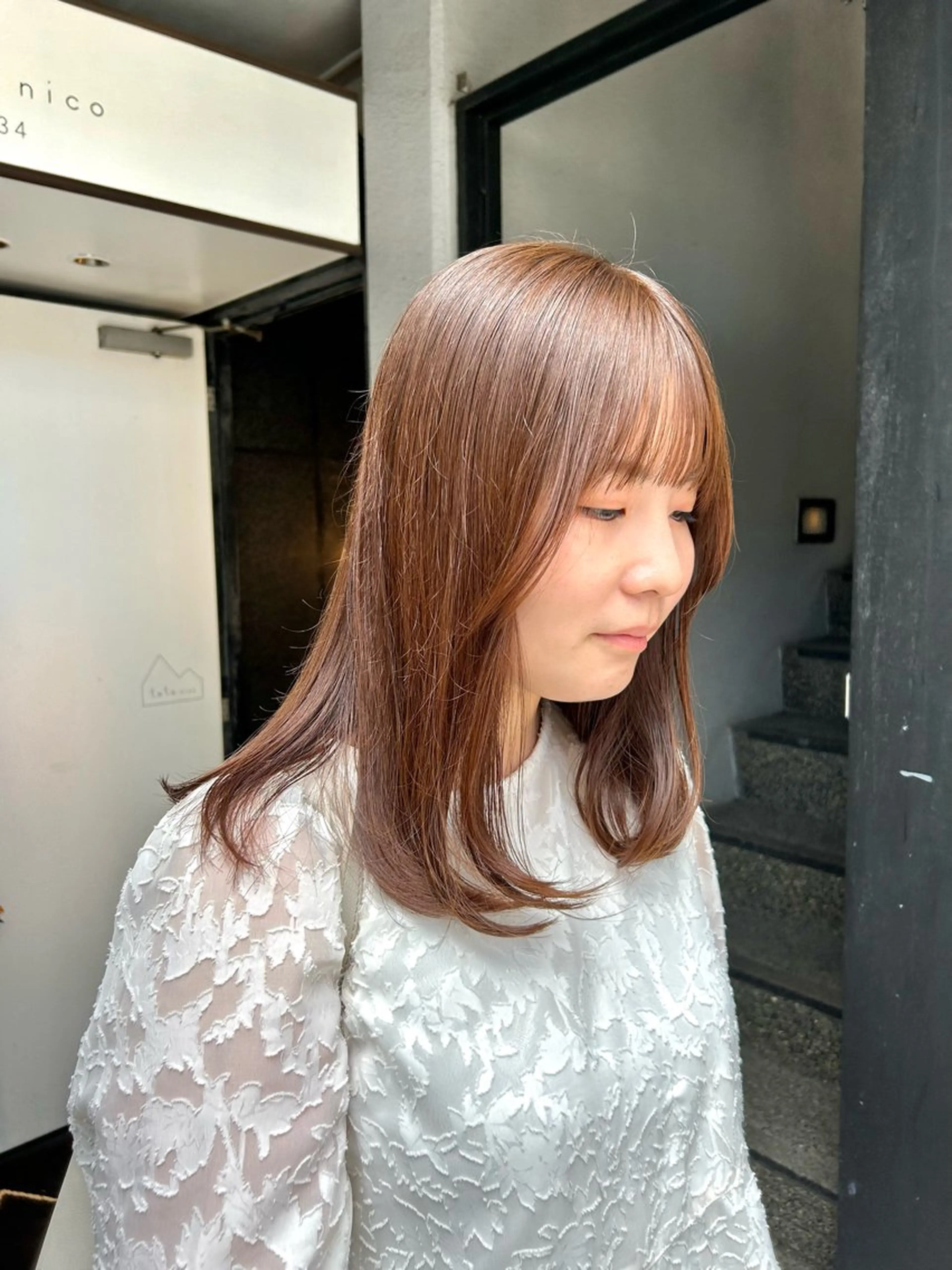 ミディアム écouter所属・ジェンダーレスカット ハイトーン/カイセイのヘアスタイル