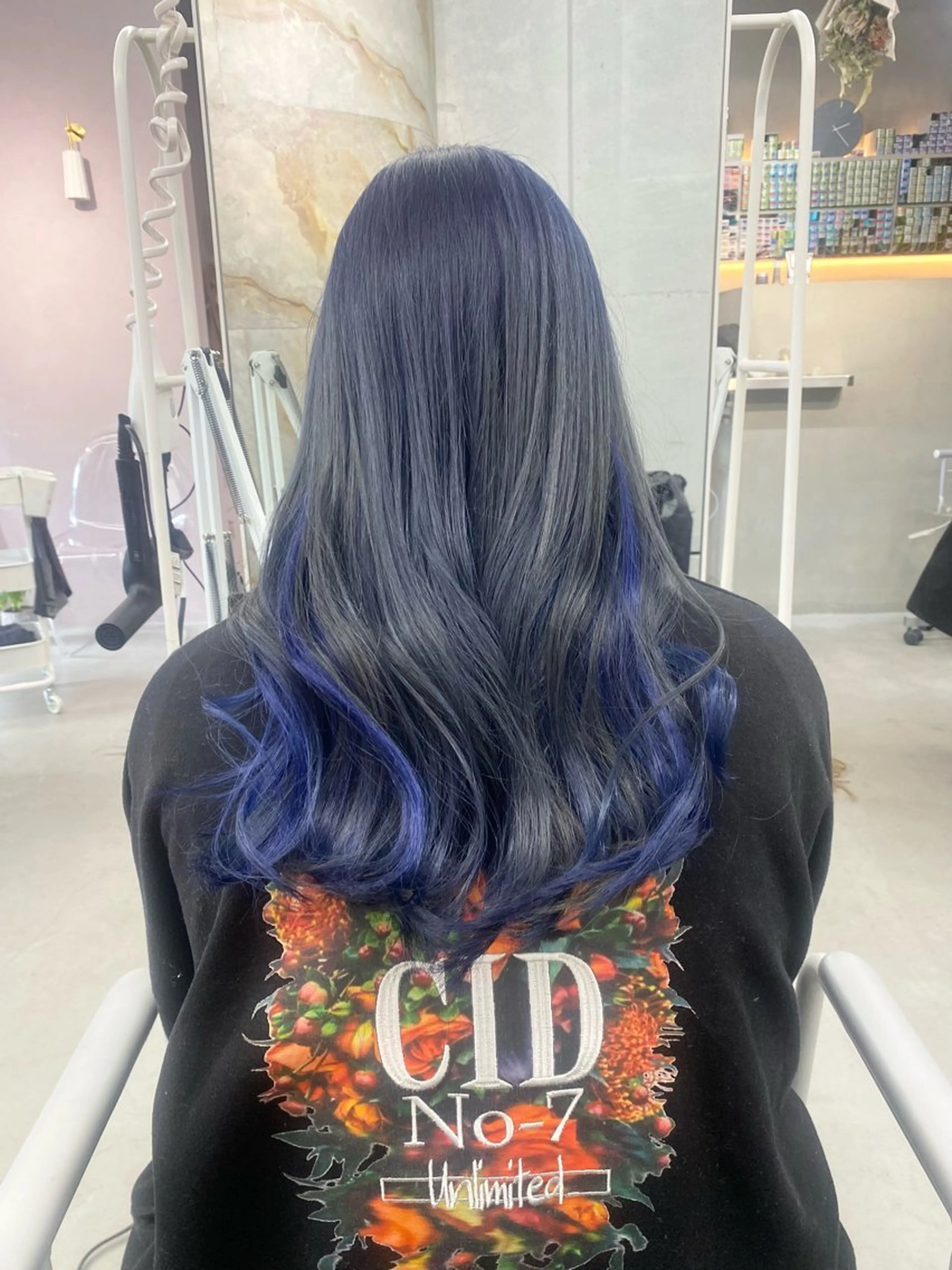 ロング カラー ヘアカラー qulim所属・前橋 姫奈のヘアスタイル