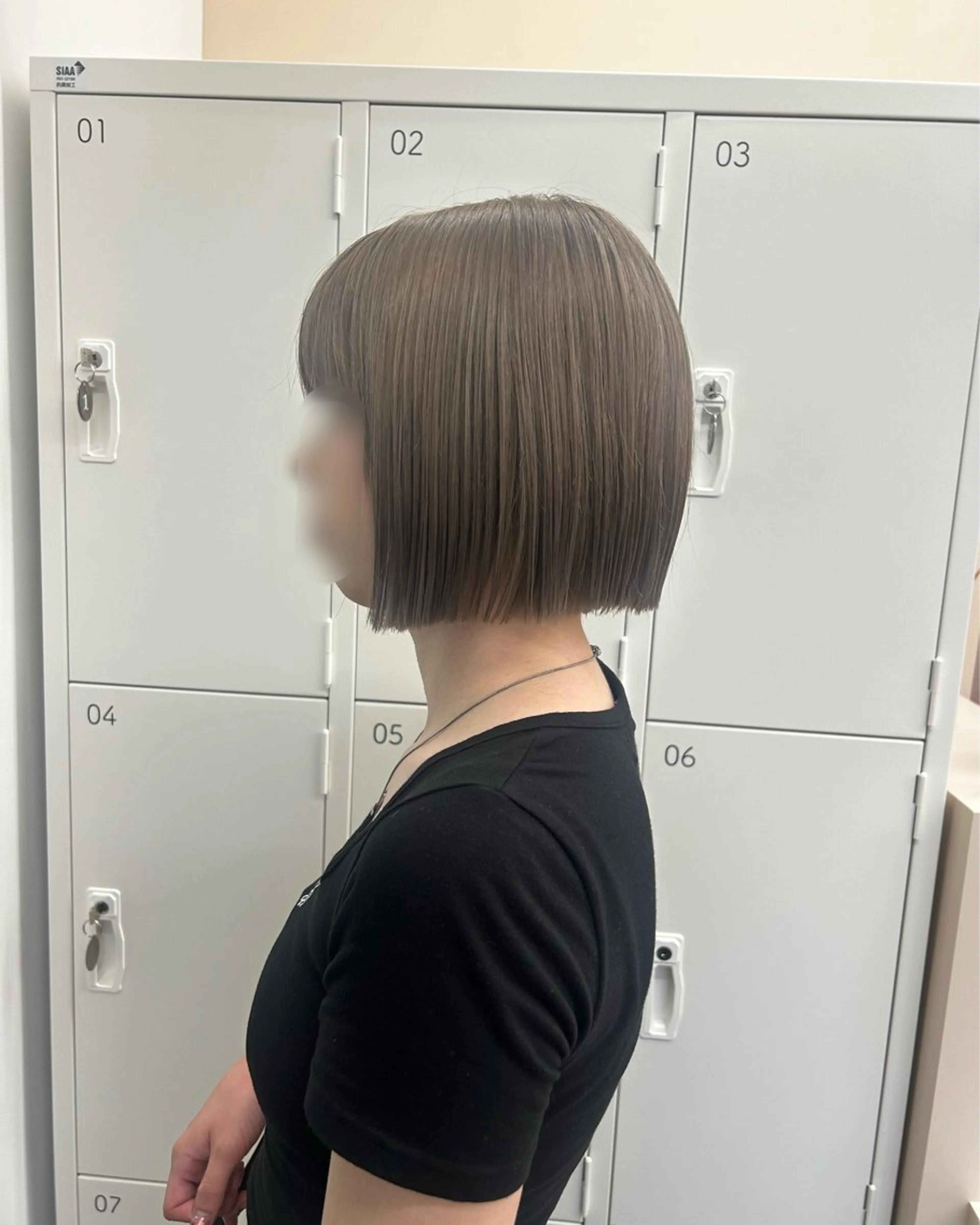 ショート カラー ブリーチ ヘアカラー 韓国ヘア nanahaのヘアスタイル